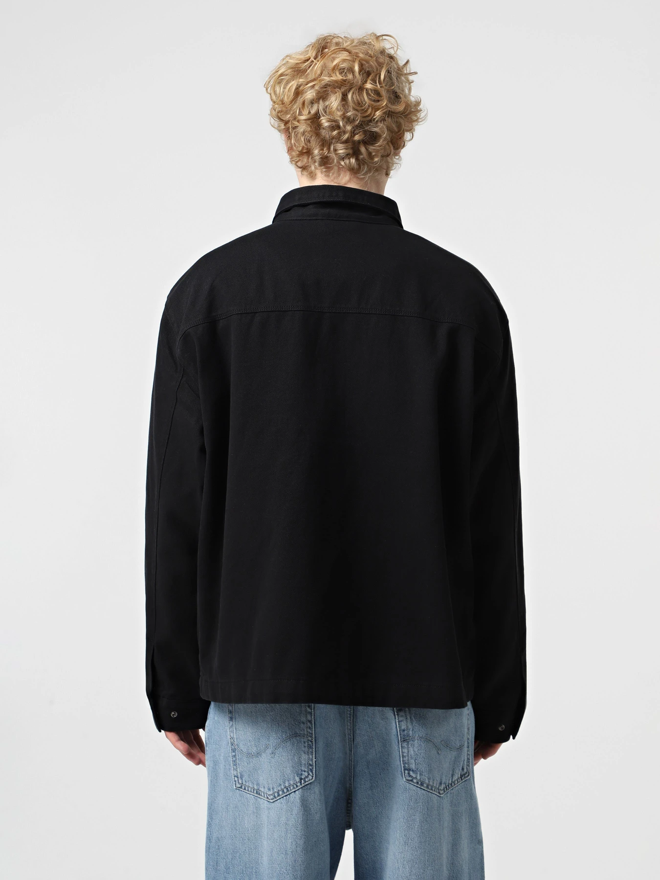 Куртки и дубленки Vans Mcаvoy Zip Station модель VN000NPEBLK1 Куртки и дубленки Vans Mcаvoy Zip Station модель VN000NPEBLK1 Фото