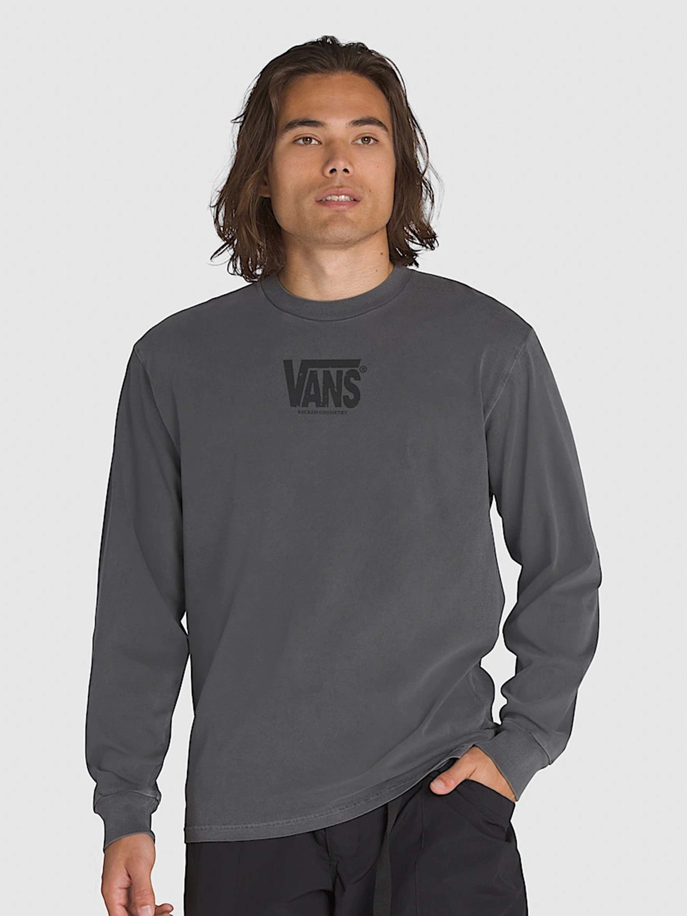 Худи и свитшоты Vans MTE Divine Symmetry модель VN000M2ZBLK1 Фото
