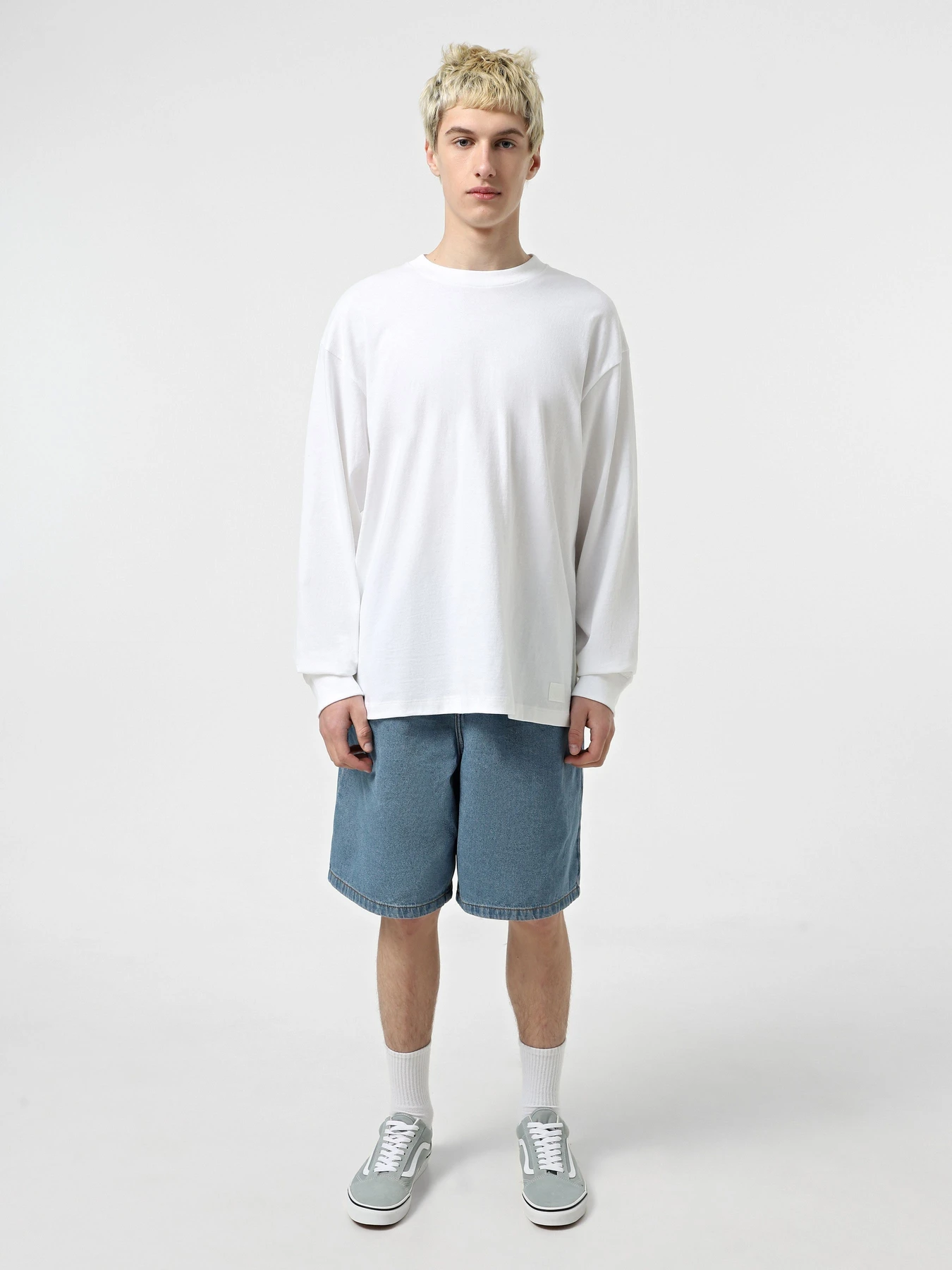 Худи и свитшоты Vans Premium модель VN000P55WHT1 Фото