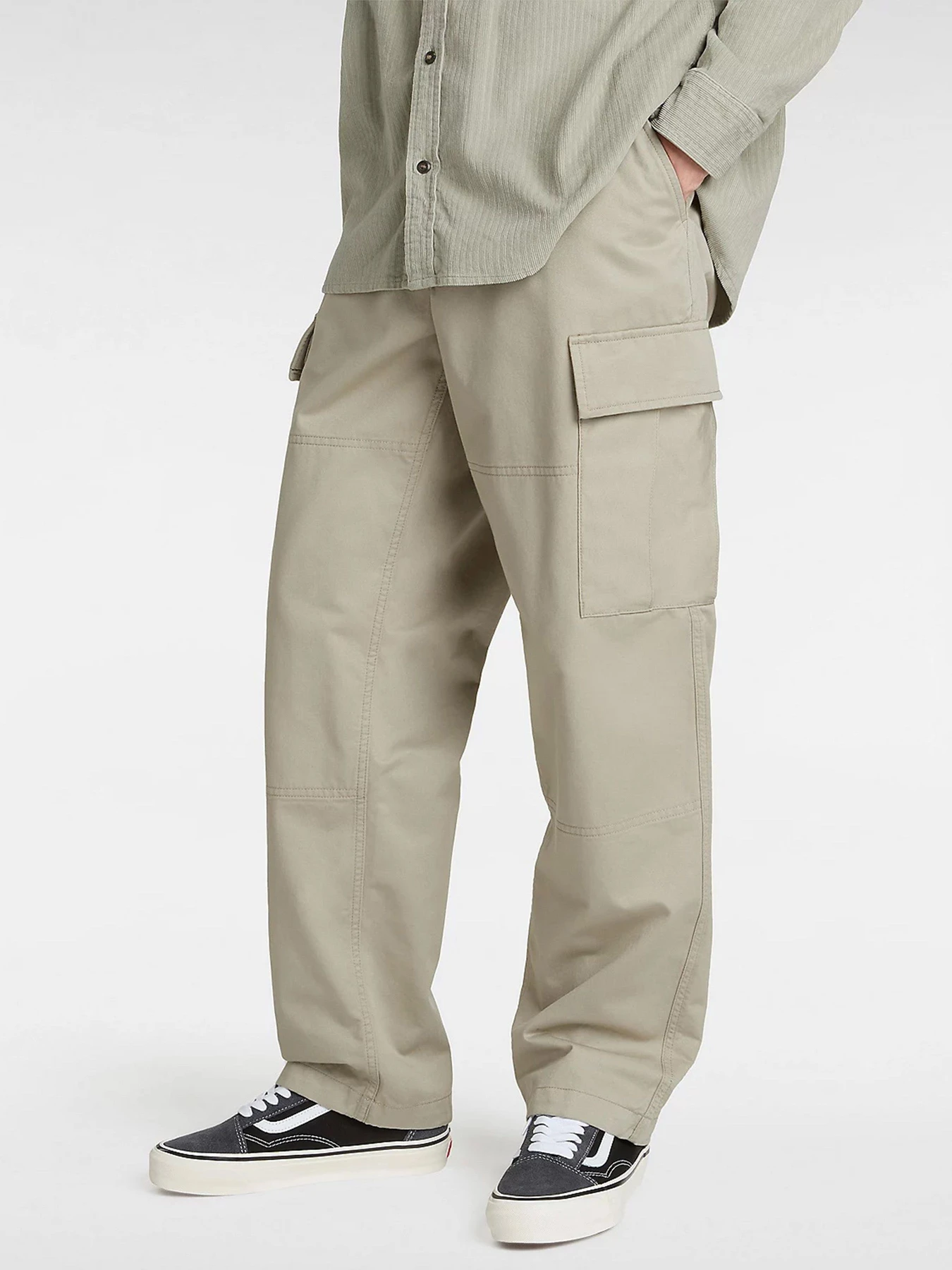 Штани Vans Service Loose Tapered модель VN0008N6ZUJ1 Штани Vans Service Loose Tapered модель VN0008N6ZUJ1 Фото