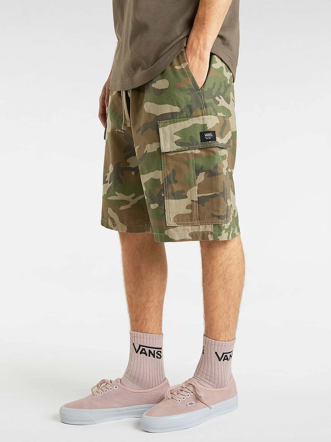 Шорты Vans Range Loose модель VN000G6SLVB1 Шорты Vans Range Loose модель VN000G6SLVB1 Фото