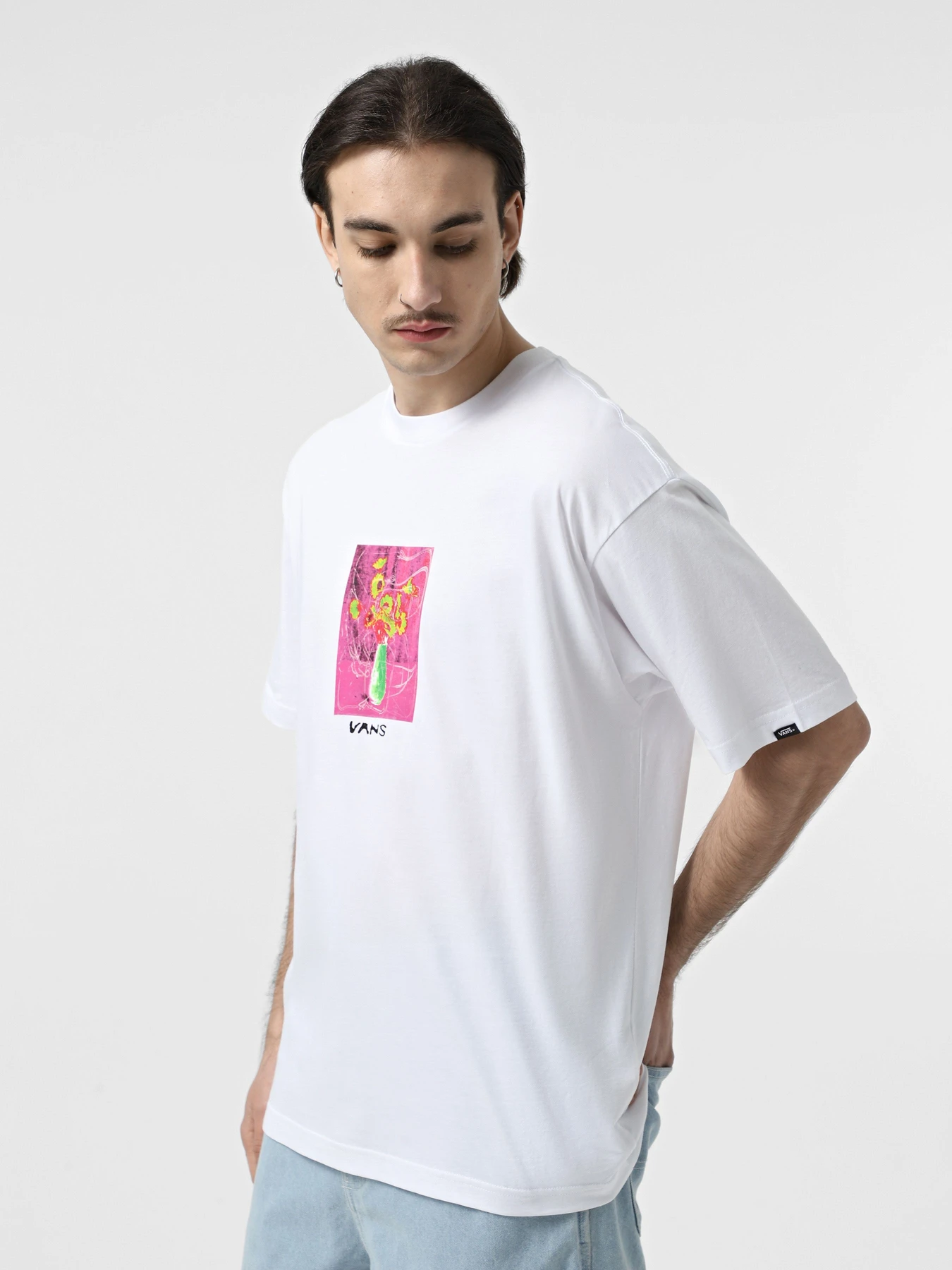 Футболки и поло Vans Decor модель VN000M4BWHT1 Футболки и поло Vans Decor модель VN000M4BWHT1 Фото
