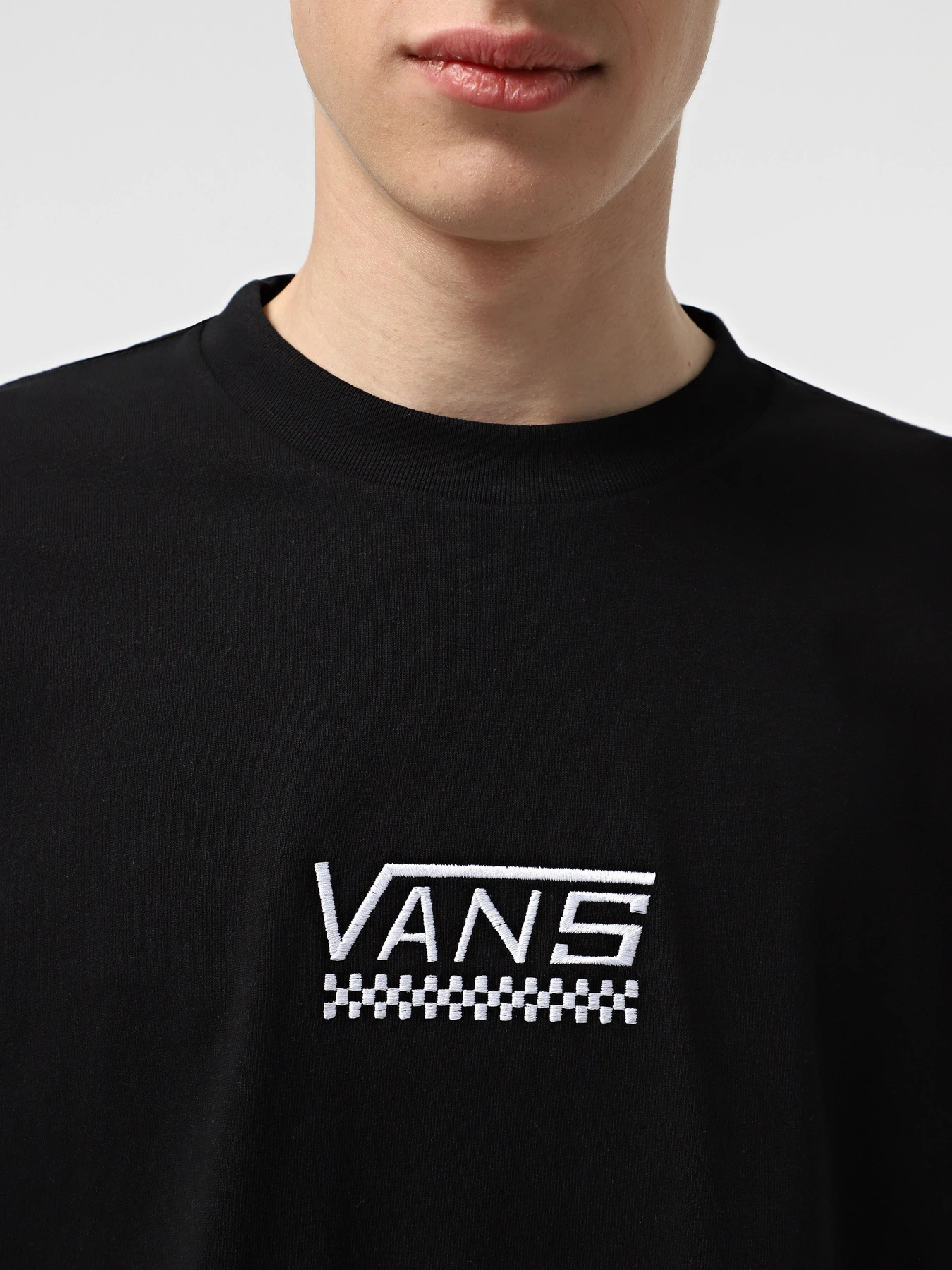 Футболки и поло Vans Blur Fitted Crop Tank модель VN000Q24BLK1 Фото