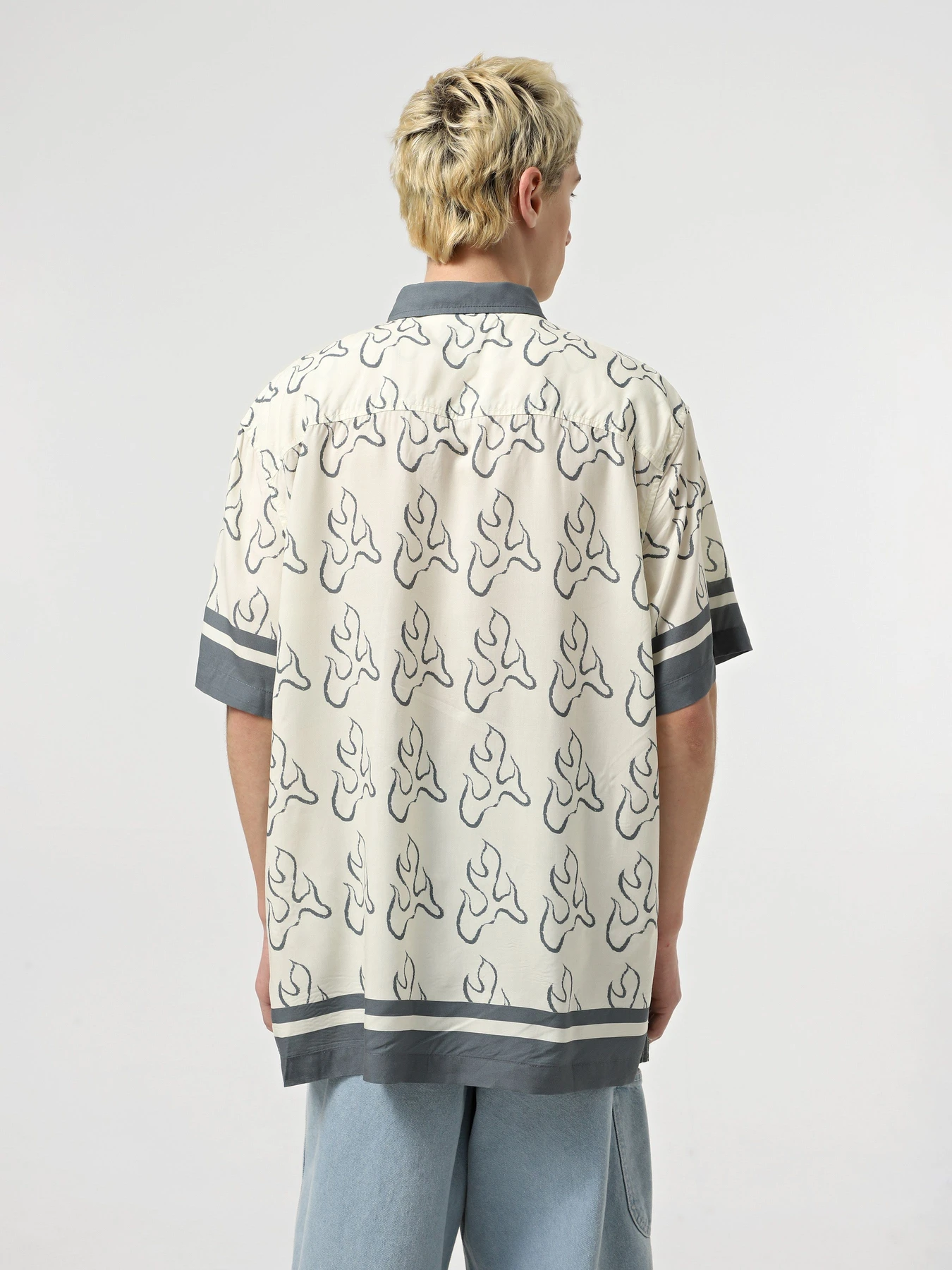 Рубашки Vans Blaze Border модель VN000M17E591 Фото