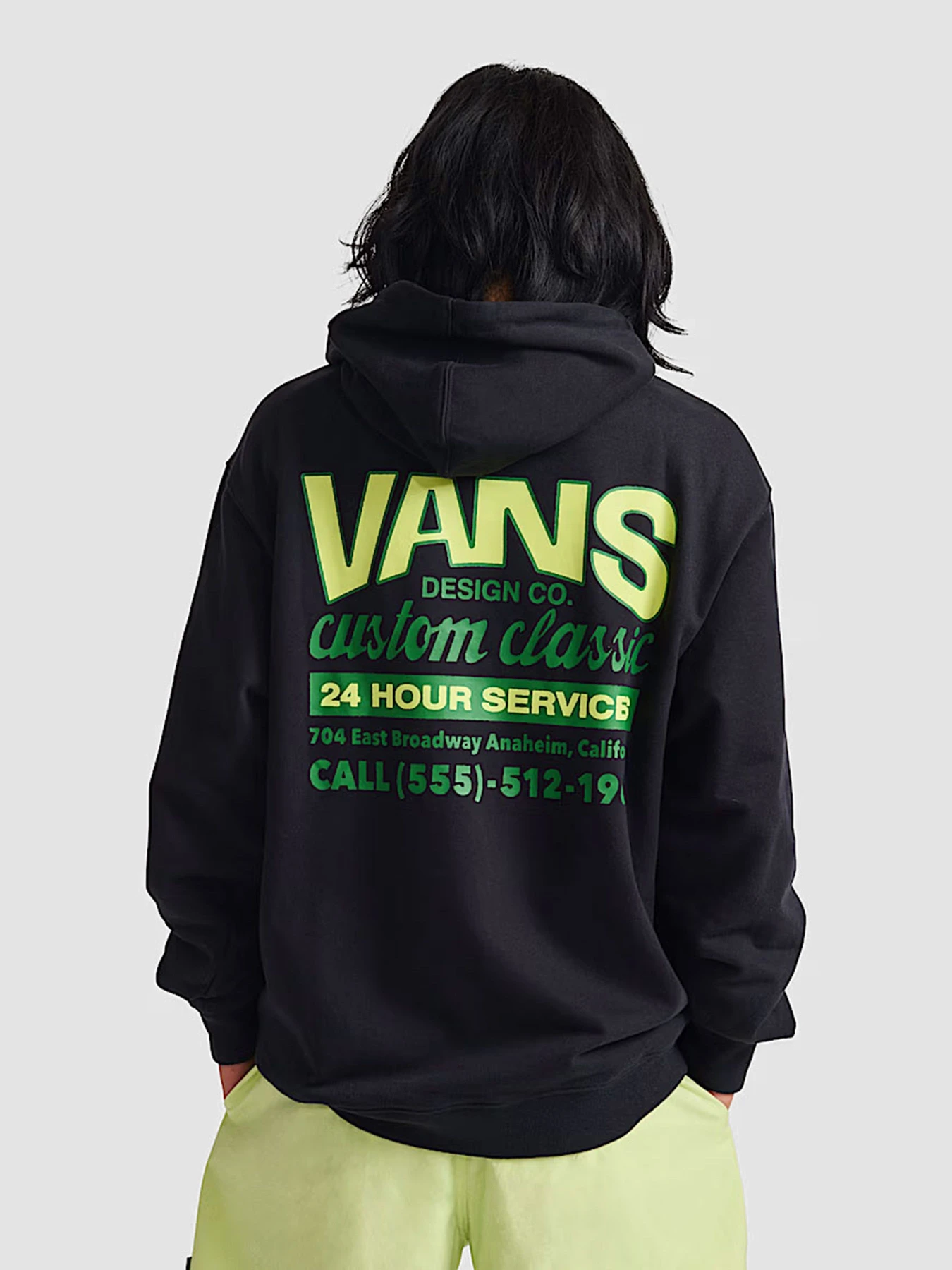 Худи и свитшоты Vans Shop Front модель VN000NHRBLK1 Худи и свитшоты Vans Shop Front модель VN000NHRBLK1 Фото