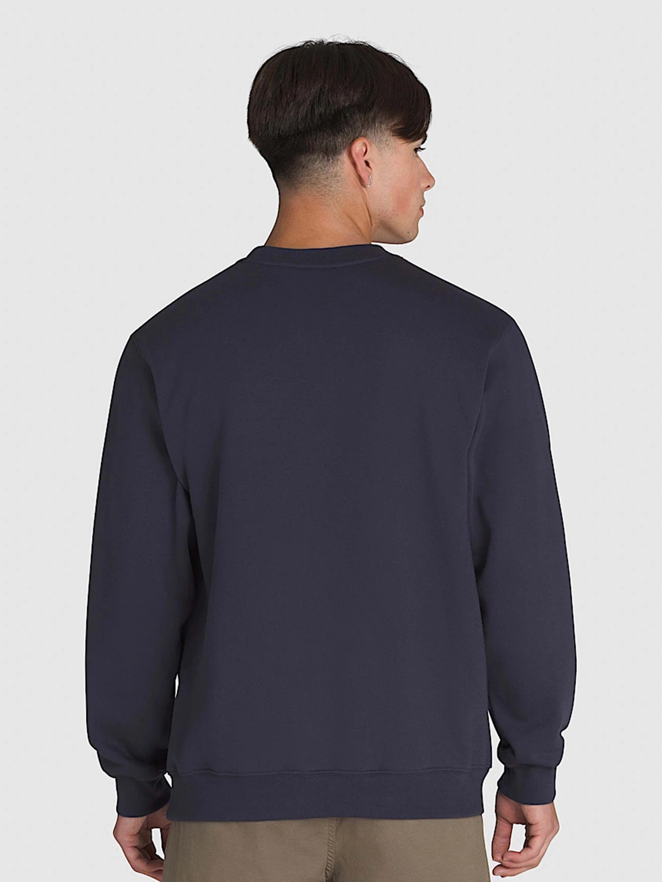 Худи и свитшоты Vans Spray On Loose Crew модель VN000HPQJDU1 Худи и свитшоты Vans Spray On Loose Crew модель VN000HPQJDU1 Фото