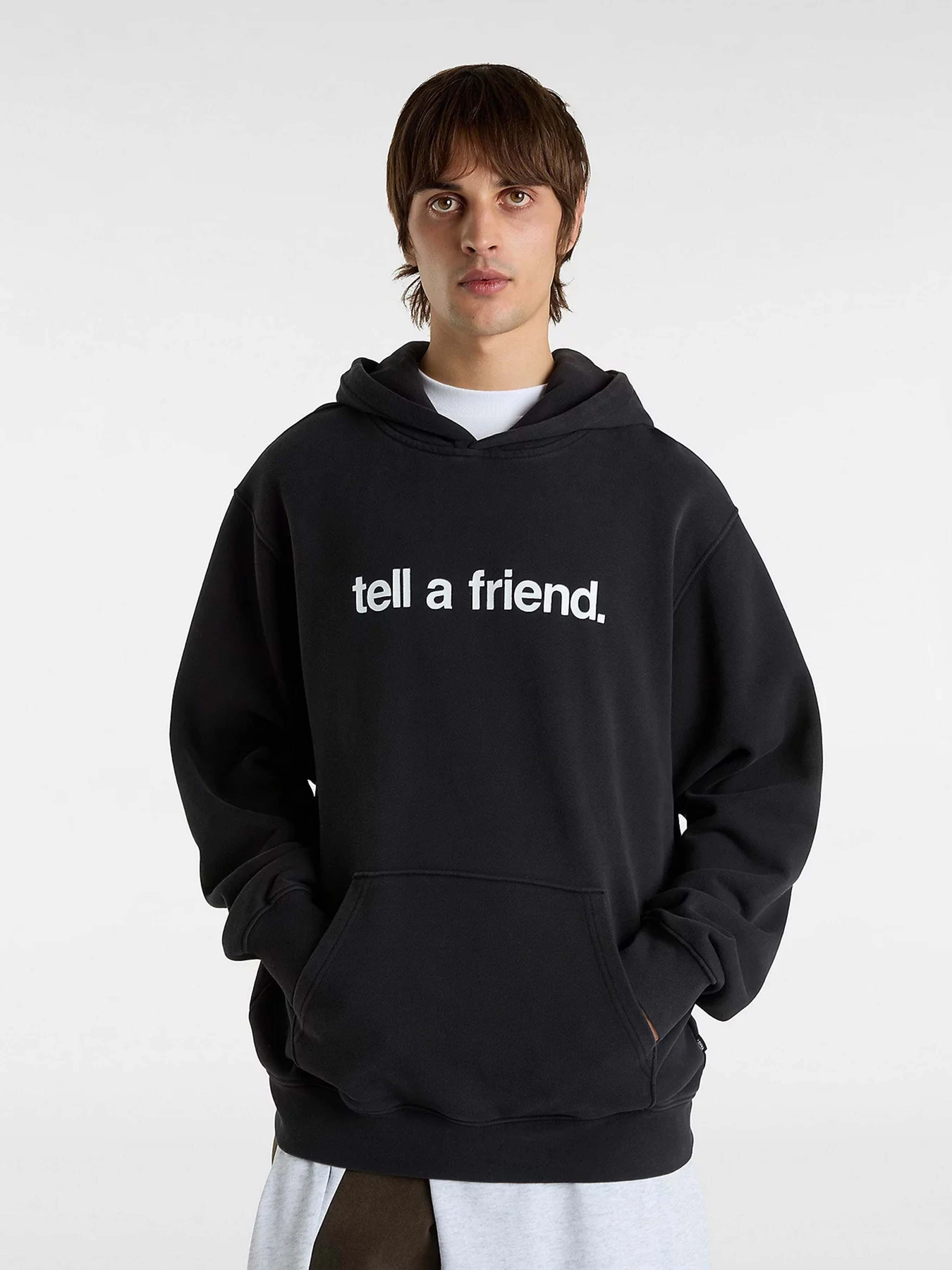 Худі та світшоти Vans Tell A Friend Crew модель VN000NZDBLK1 Худі та світшоти Vans Tell A Friend Crew модель VN000NZDBLK1 Фото