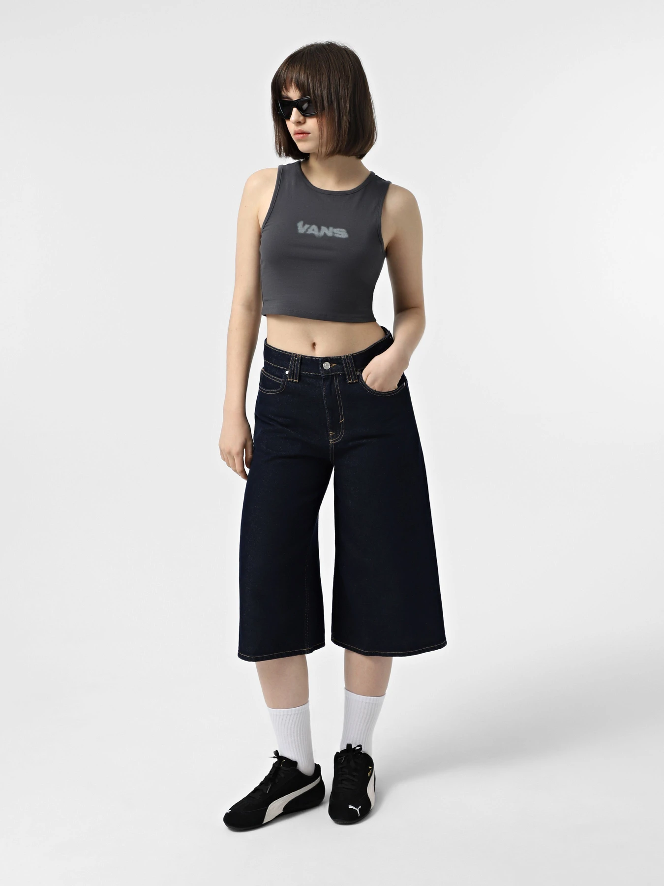 Футболки і поло Vans Blur Fitted Crop Tank модель VN000MBX1O71 Футболки і поло Vans Blur Fitted Crop Tank модель VN000MBX1O71 Фото