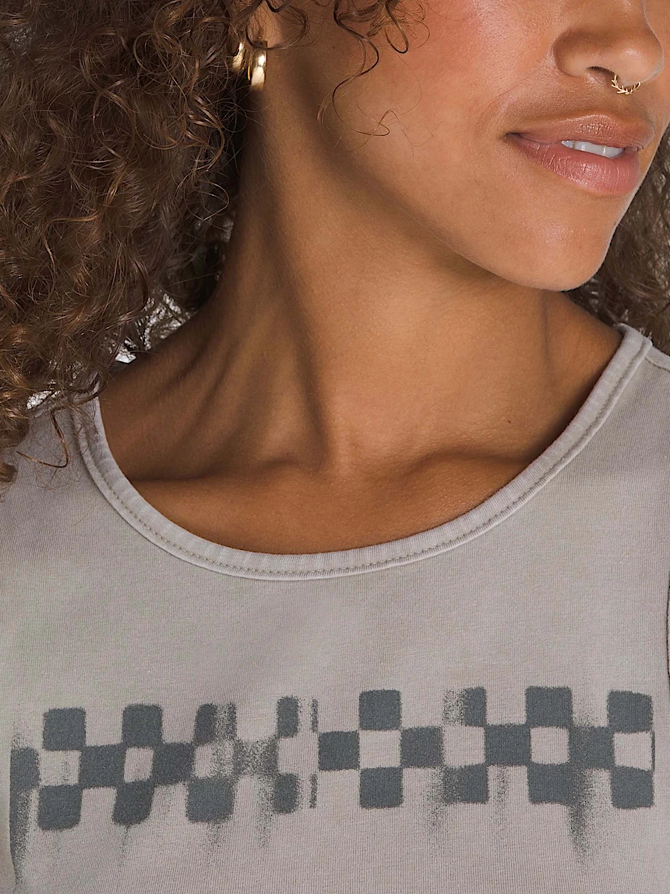Футболки и поло Vans Check Wash Fitted Crop Tank модель VN000MC0ZUJ1 Фото