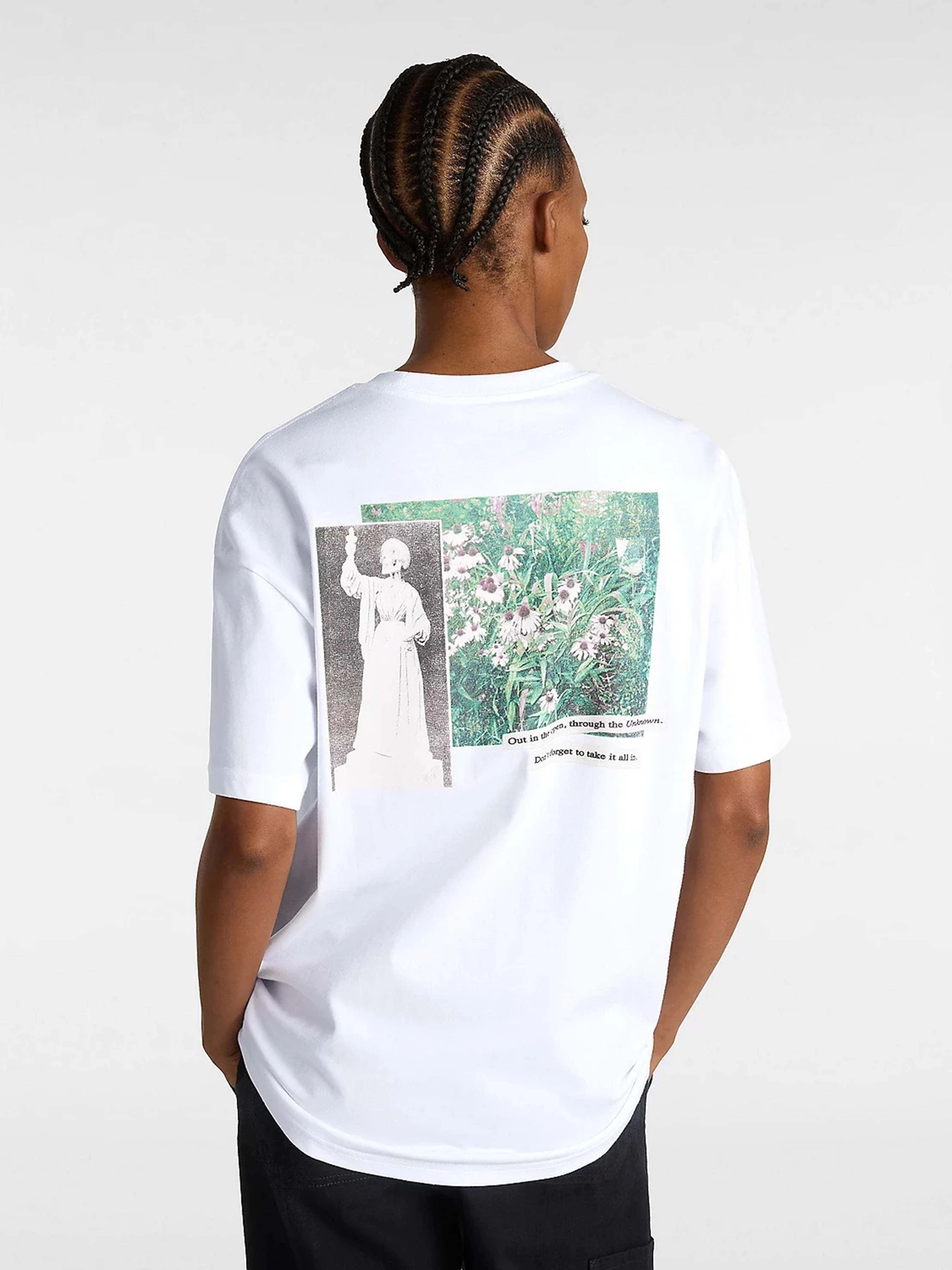 Футболки и поло Vans Garden Oversized модель VN000MCGWHT1 Футболки и поло Vans Garden Oversized модель VN000MCGWHT1 Фото