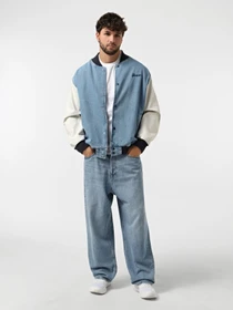 Куртки та дублянки Vans Denim Baseball модель VN000P7ECDX1 Фото