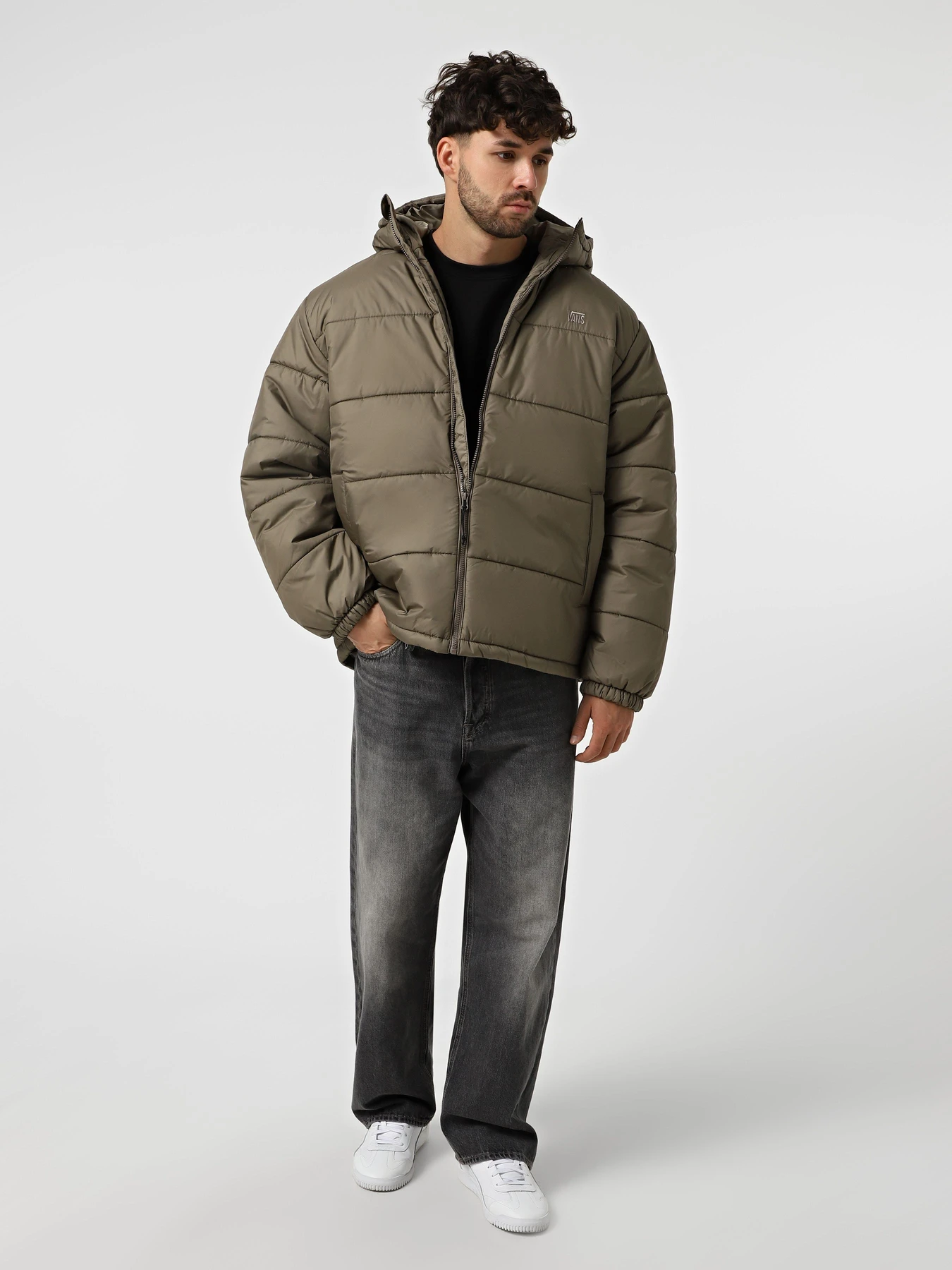 Куртки та дублянки Vans MTE Hillgate модель VN000PJ89JC1 Куртки та дублянки Vans MTE Hillgate модель VN000PJ89JC1 Фото