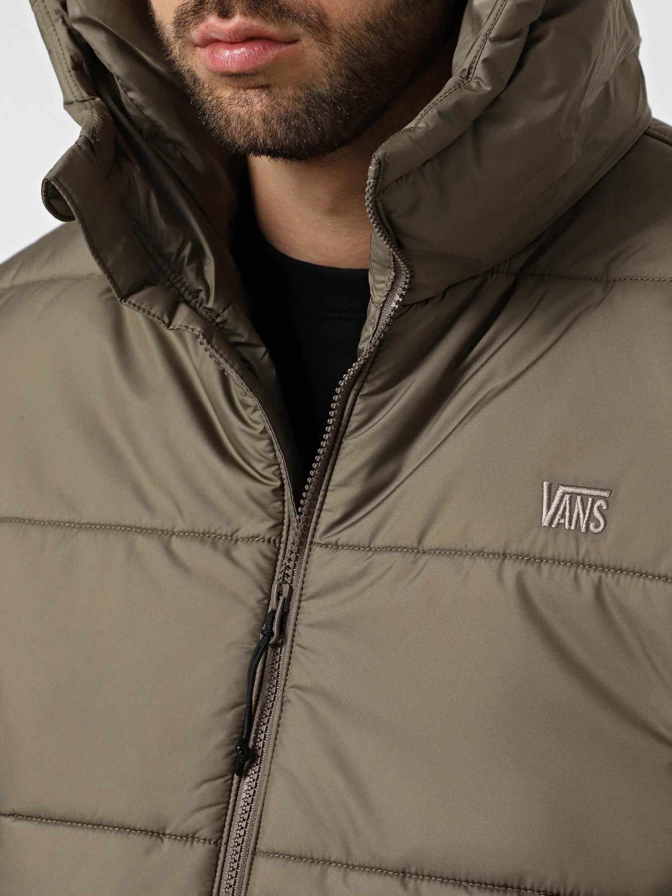 Куртки та дублянки Vans MTE Hillgate модель VN000PJ89JC1 Куртки та дублянки Vans MTE Hillgate модель VN000PJ89JC1 Фото