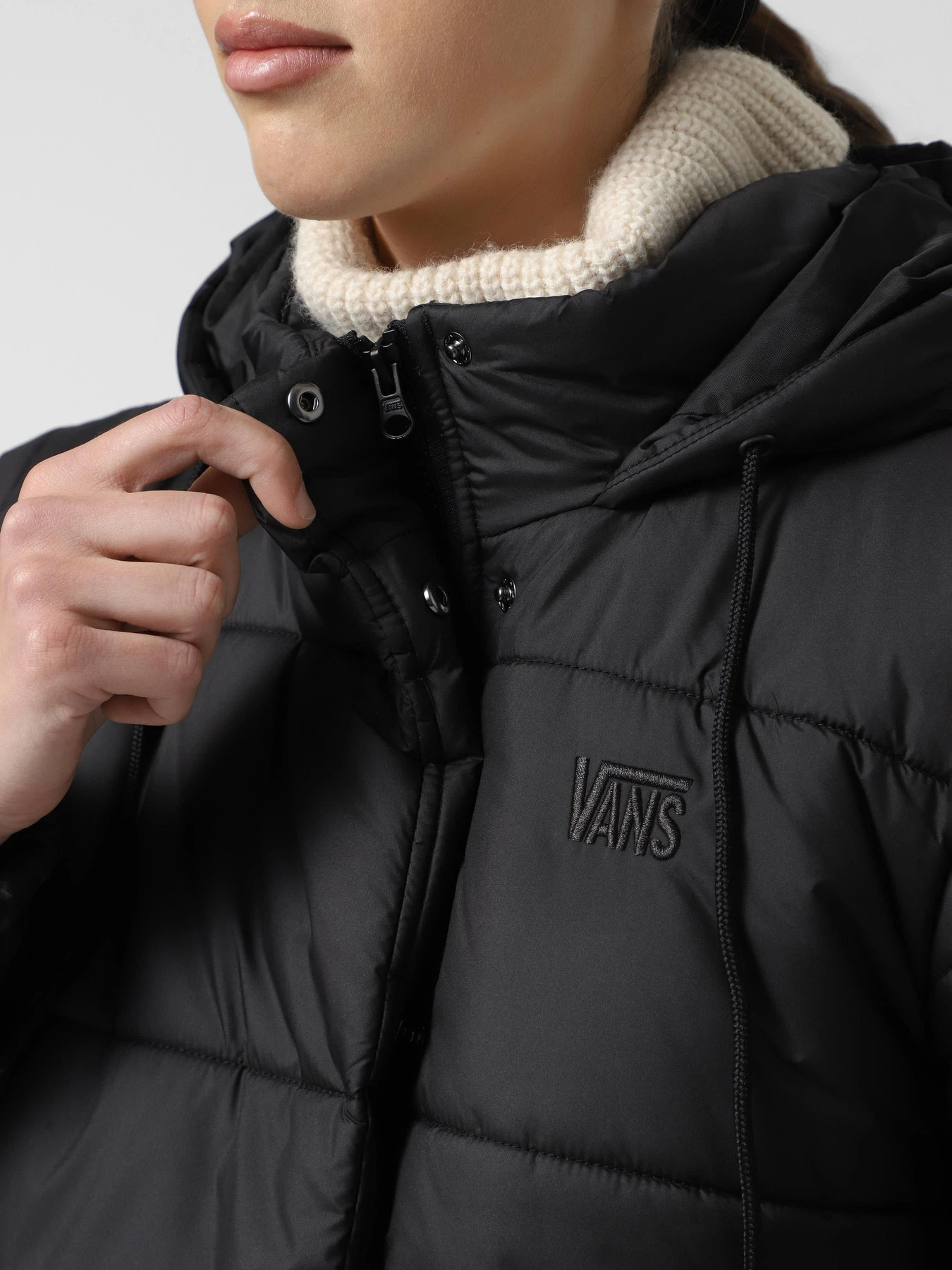 Куртки та дублянки Vans модель VN000PK1BLK1 Куртки та дублянки Vans модель VN000PK1BLK1 Фото