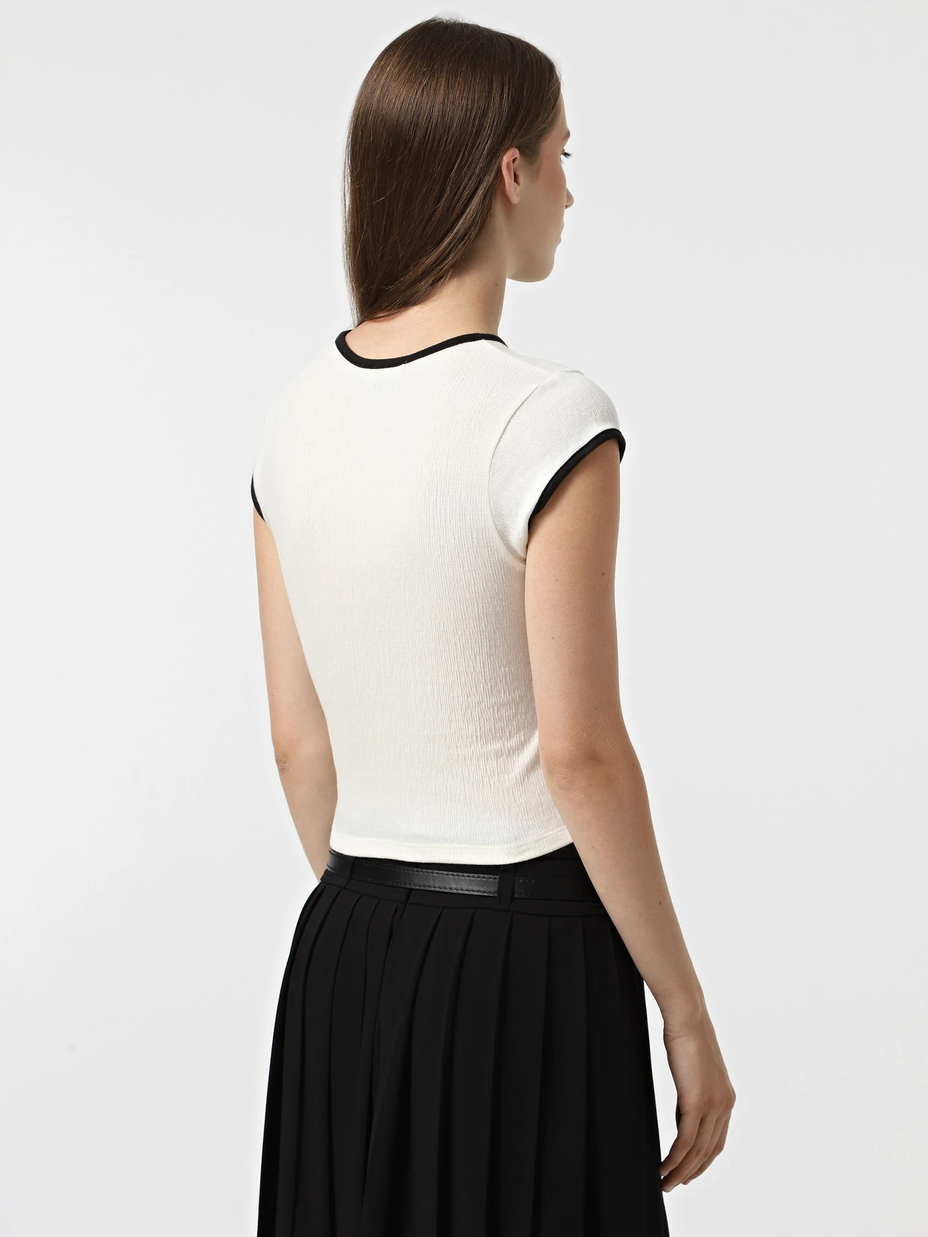 Футболки и поло Vans Kari Tie Neck Top модель VN000R3UU201 Фото