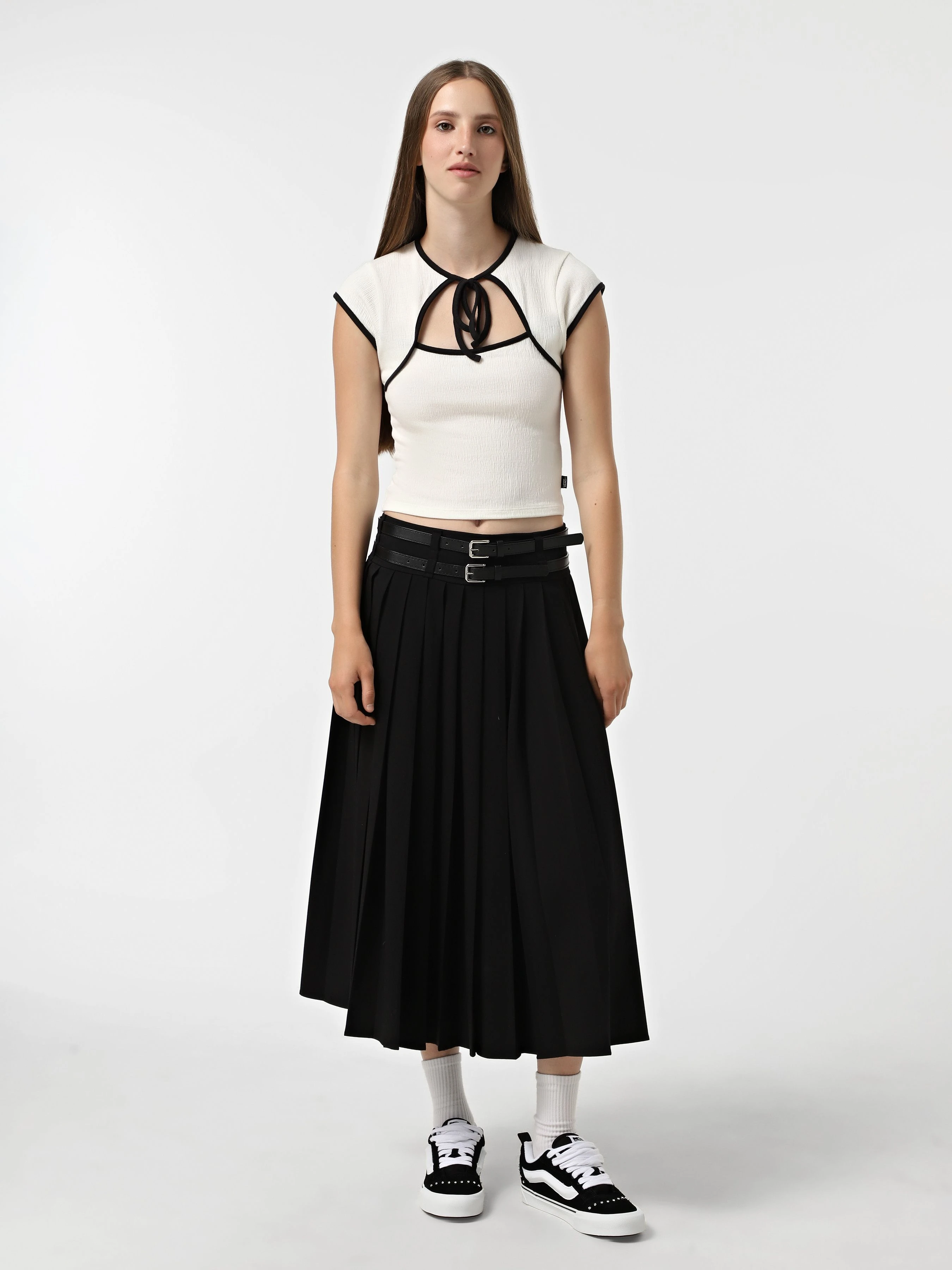 Жіночий Топ Vans Kari Tie Neck Top фото 2