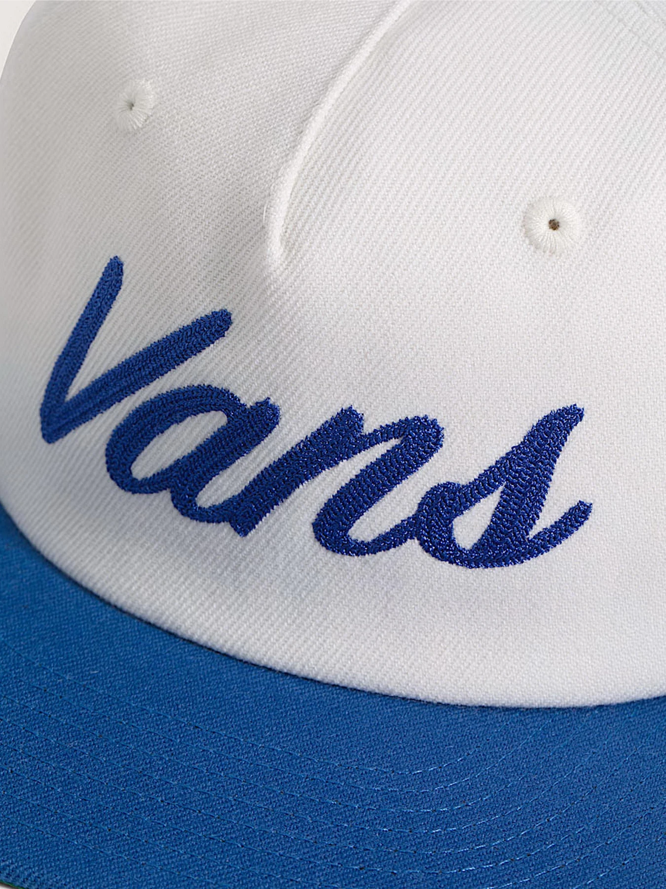 Шапки и кепки Vans Gotsie Unstructured модель VN000QAB7WM1 Шапки и кепки Vans Gotsie Unstructured модель VN000QAB7WM1 Фото