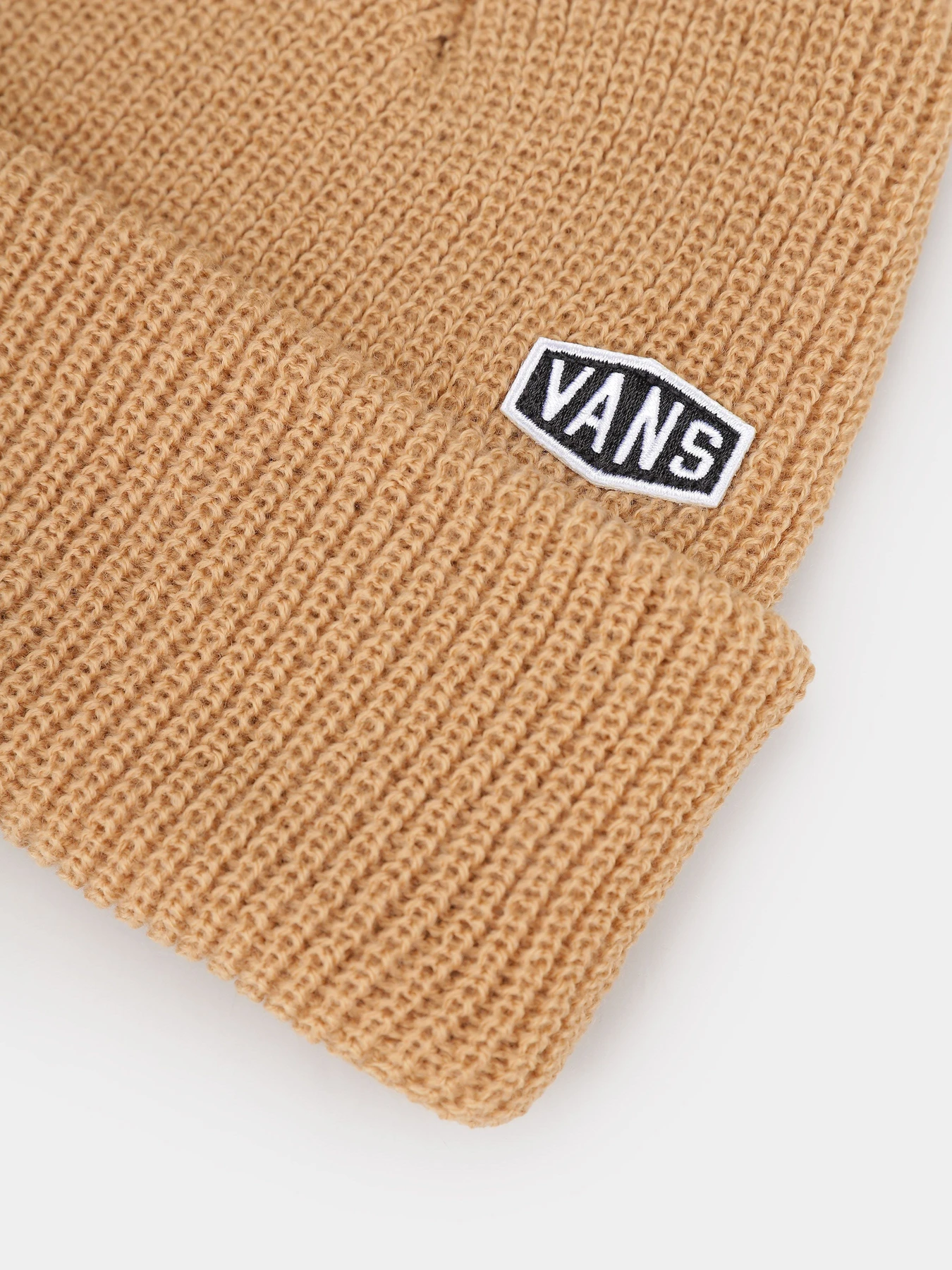 Шапки и кепки Vans Hex Patch Cuff модель VN000QAUE2V1 Шапки и кепки Vans Hex Patch Cuff модель VN000QAUE2V1 Фото