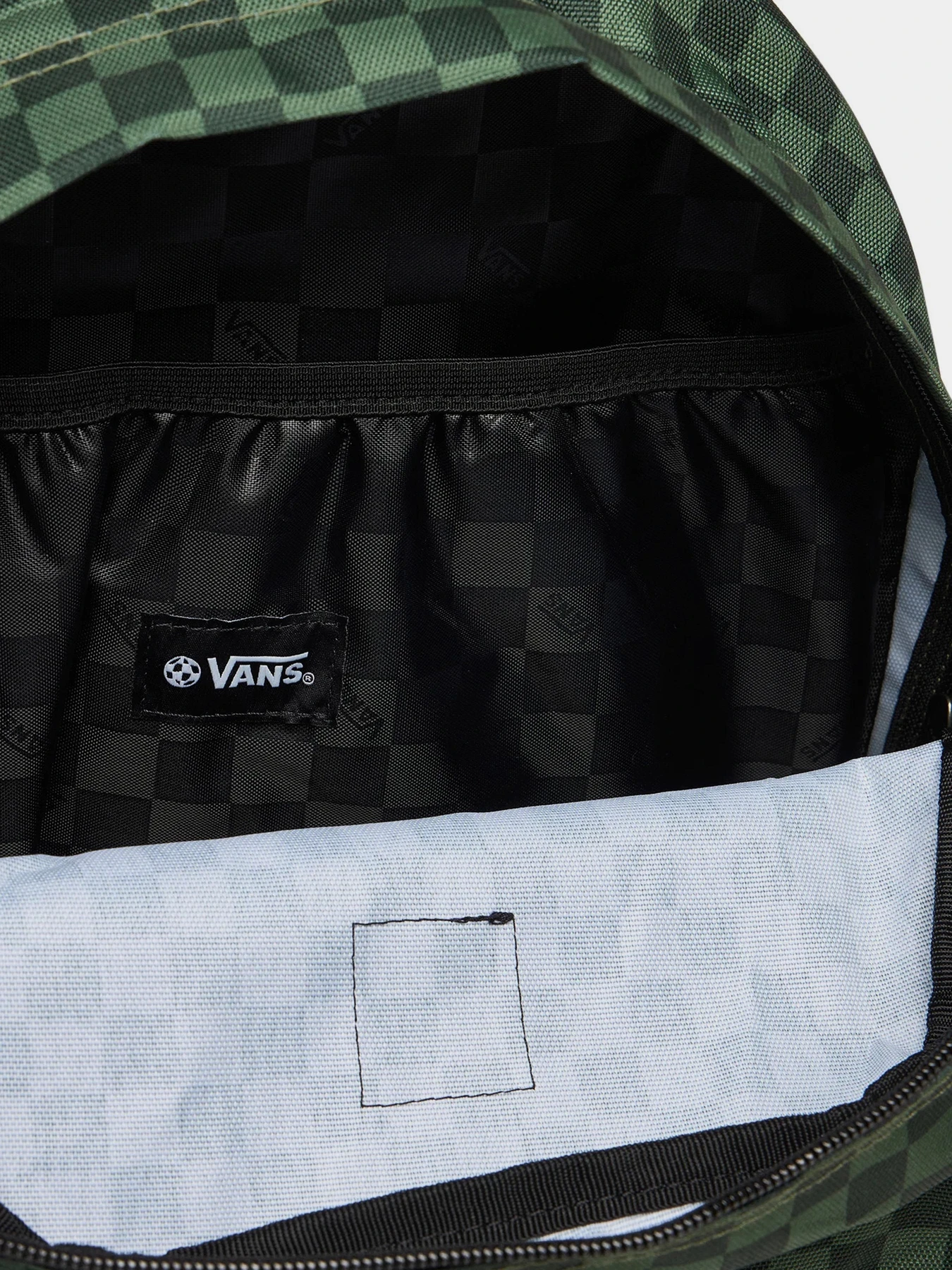 Рюкзаки Vans Old Skool Grom Checkerboard модель VN000J3KEN61 Рюкзаки Vans Old Skool Grom Checkerboard модель VN000J3KEN61 Фото