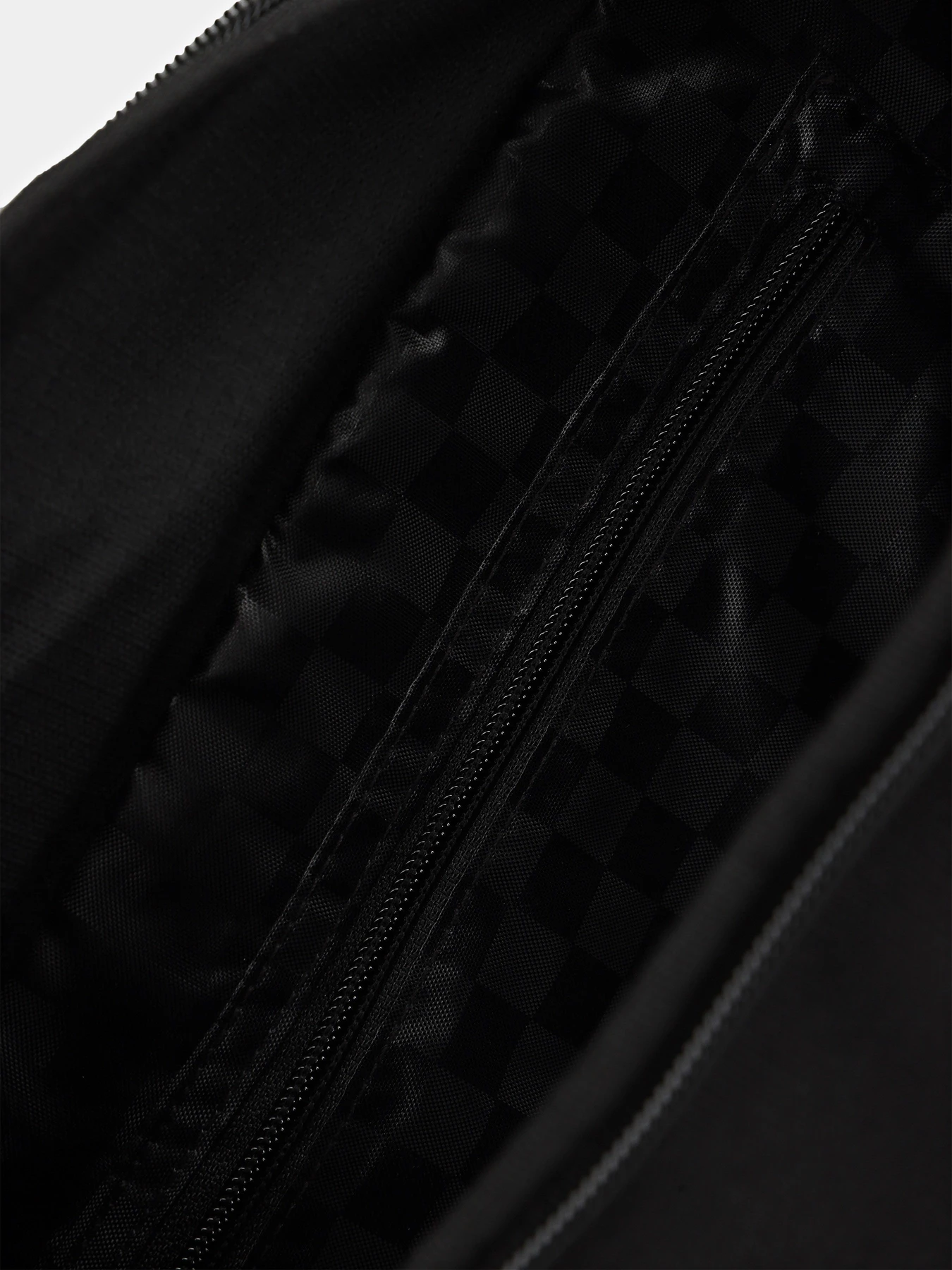 Рюкзаки Vans REACH SLING модель VN000T5WBLK1 Фото