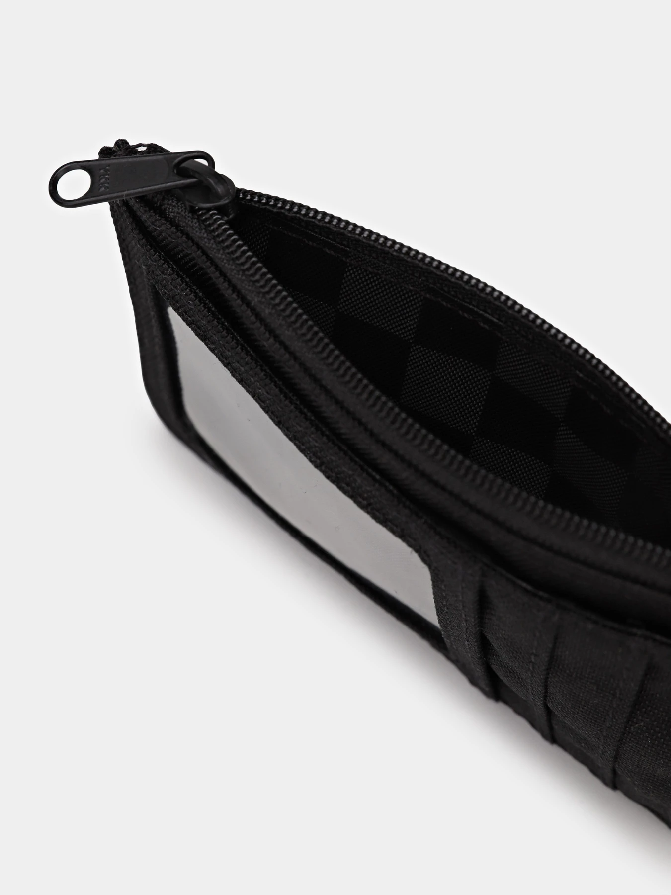 Кошельки Vans OFF THE WALL ZIP WALLET модель VN000Q9WBLK1 Кошельки Vans OFF THE WALL ZIP WALLET модель VN000Q9WBLK1 Фото