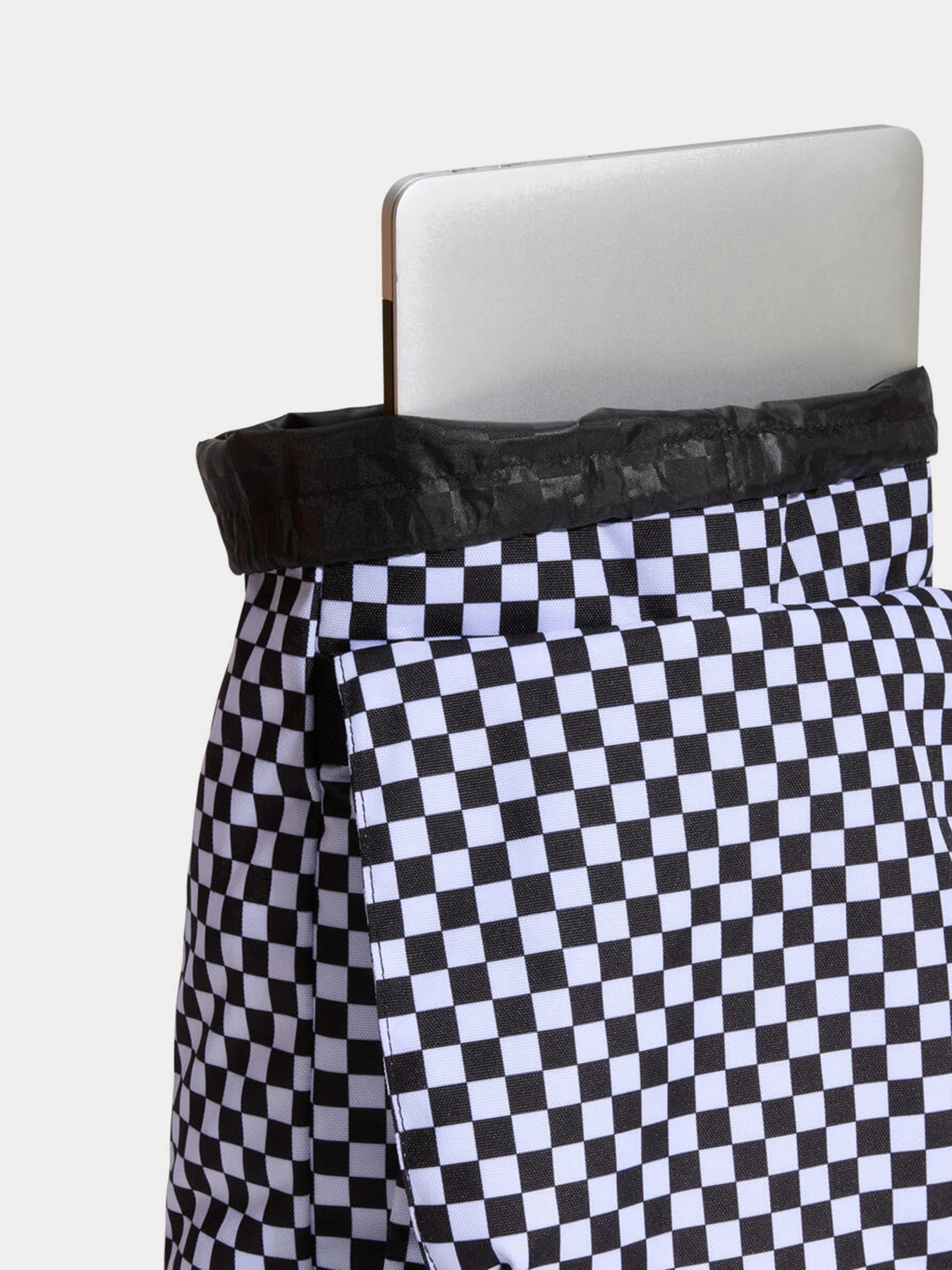 Рюкзаки Vans VANS UTILITY BACKPACK модель VN000PSFY281 Фото