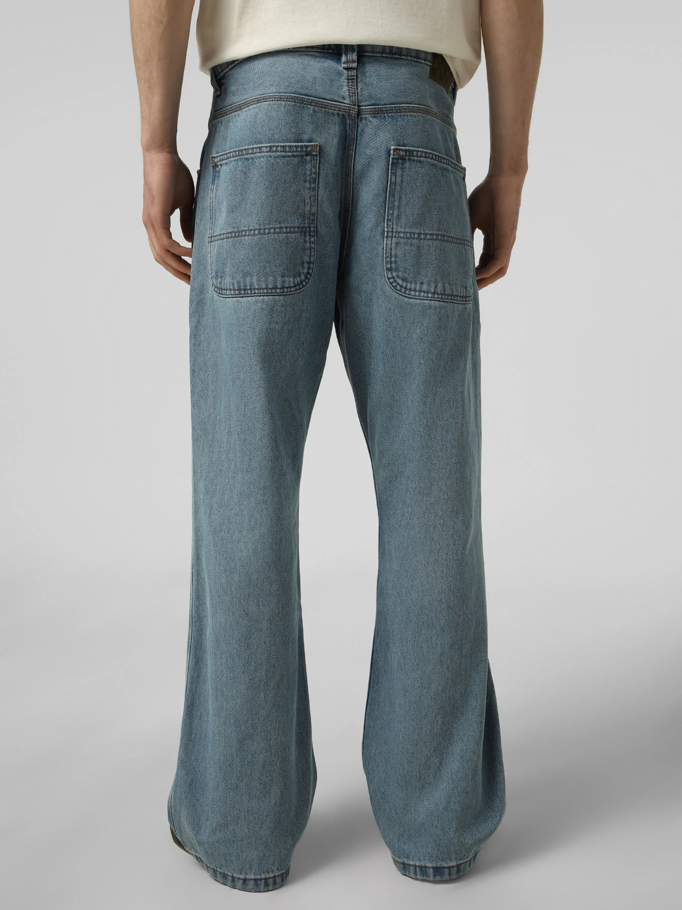 Джинсы Vans SKATE LOOSE BOOTCUT DENIM модель VN000PFX7W61 Фото