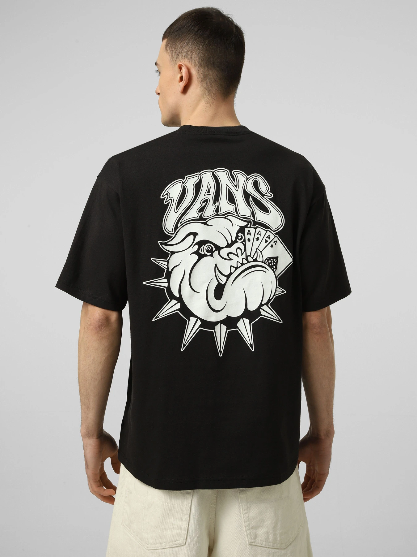 Футболки и поло Vans BULLY SS TEE модель VN000XHRBLK1 Футболки и поло Vans BULLY SS TEE модель VN000XHRBLK1 Фото