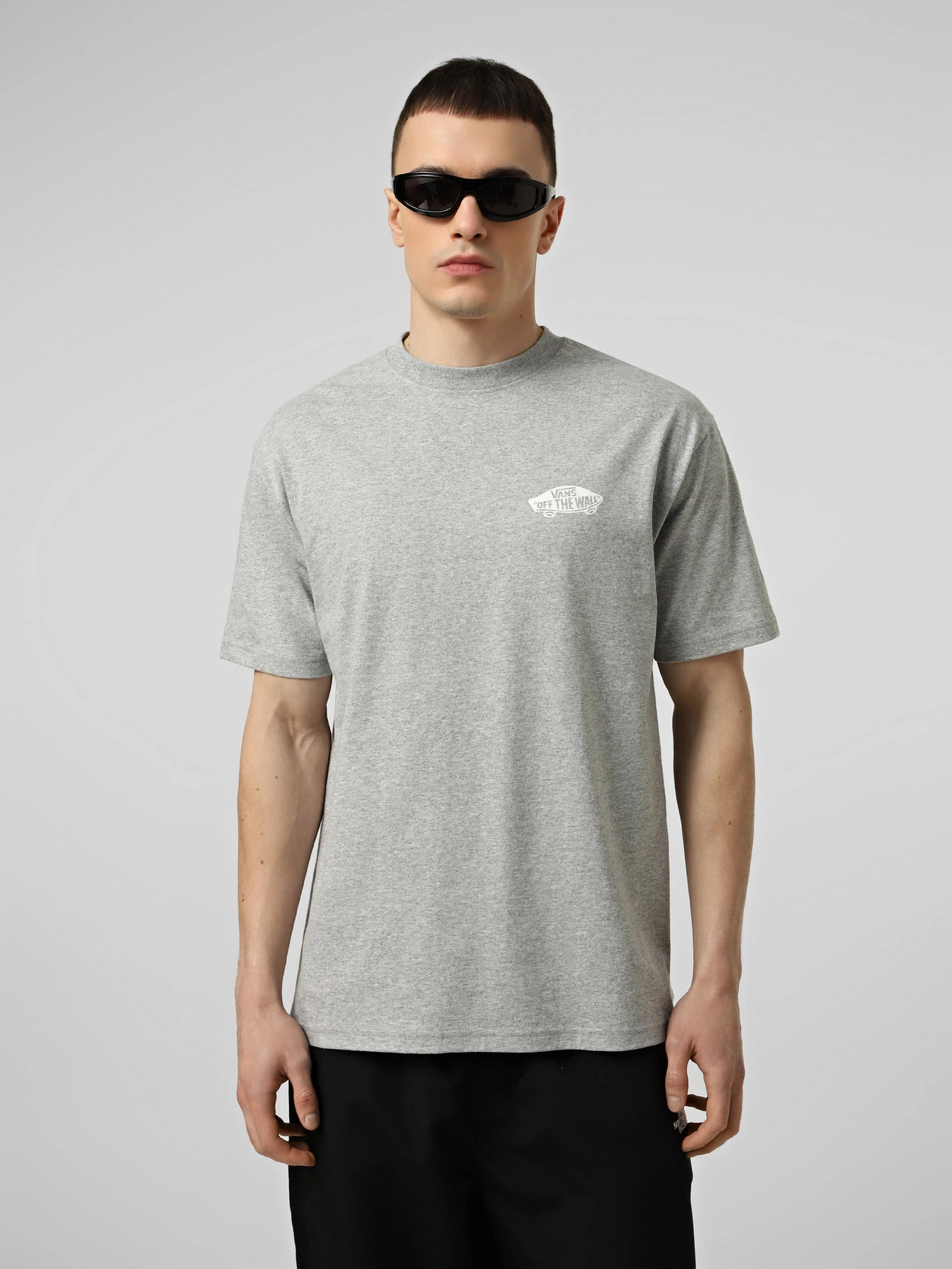 Футболки і поло Vans DOUBLE STANDARD SS TEE модель VN000SYDATH1 Фото