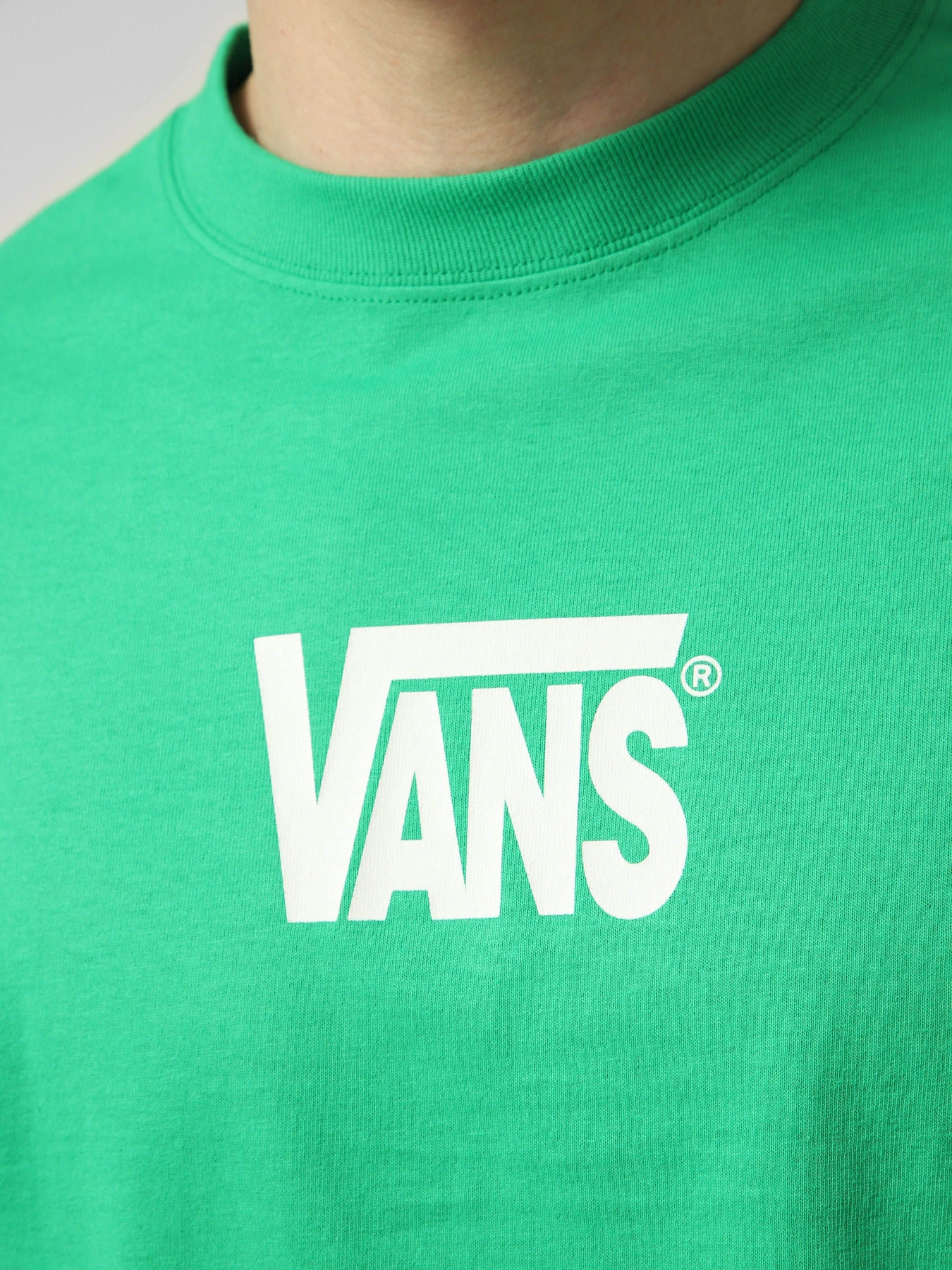 Футболки і поло Vans STRETCH LOGO SS TEE модель VN000SWDFLX1 Фото
