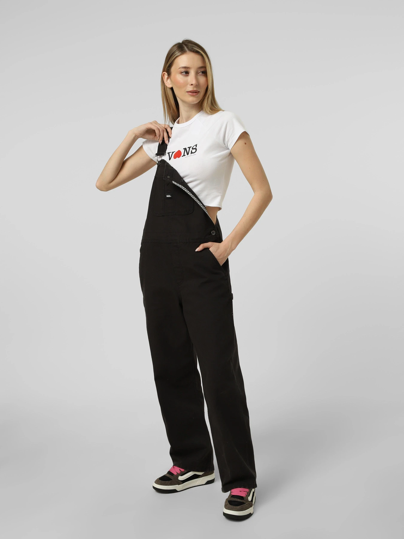 Футболки и поло Vans SOUVENIR BABY TEE модель VN000XEAWHT1 Футболки и поло Vans SOUVENIR BABY TEE модель VN000XEAWHT1 Фото
