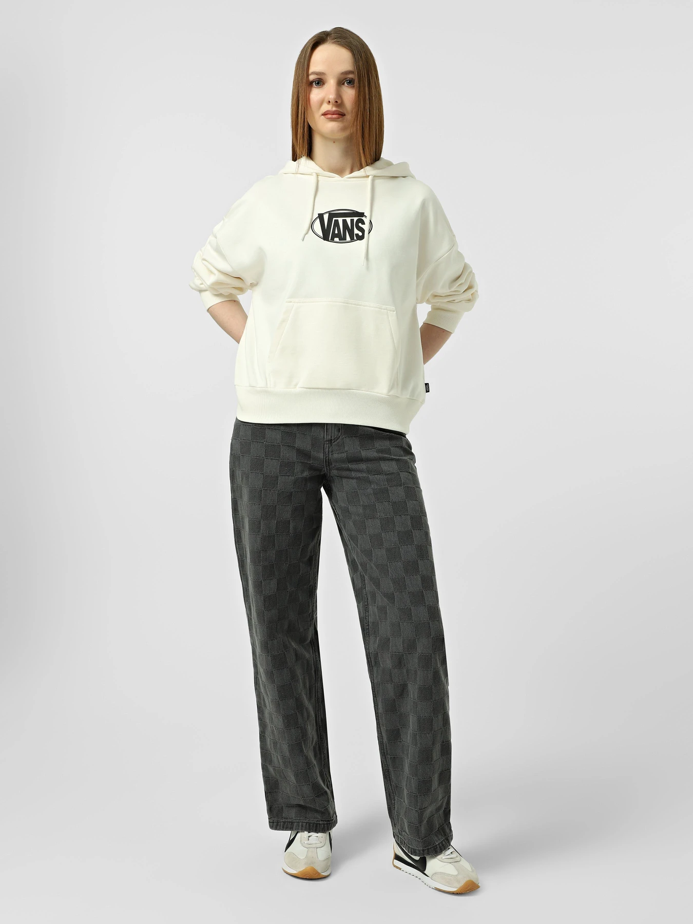 Худі та світшоти Vans OVAL LOGO RETRO PO модель VN000XDJC9F1 Худі та світшоти Vans OVAL LOGO RETRO PO модель VN000XDJC9F1 Фото
