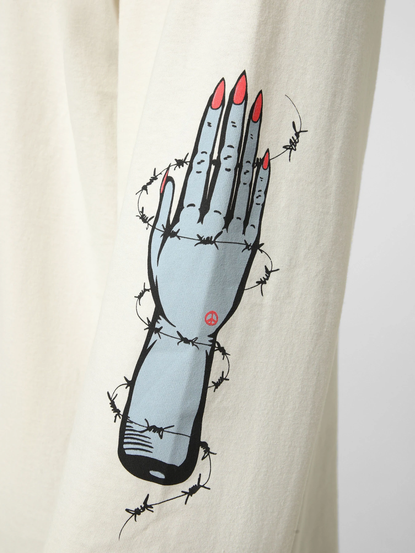 Худи и свитшоты Vans LX DAYANA ZOMBIE HAND LS TEE модель VN000ST1C9F1 Худи и свитшоты Vans LX DAYANA ZOMBIE HAND LS TEE модель VN000ST1C9F1 Фото