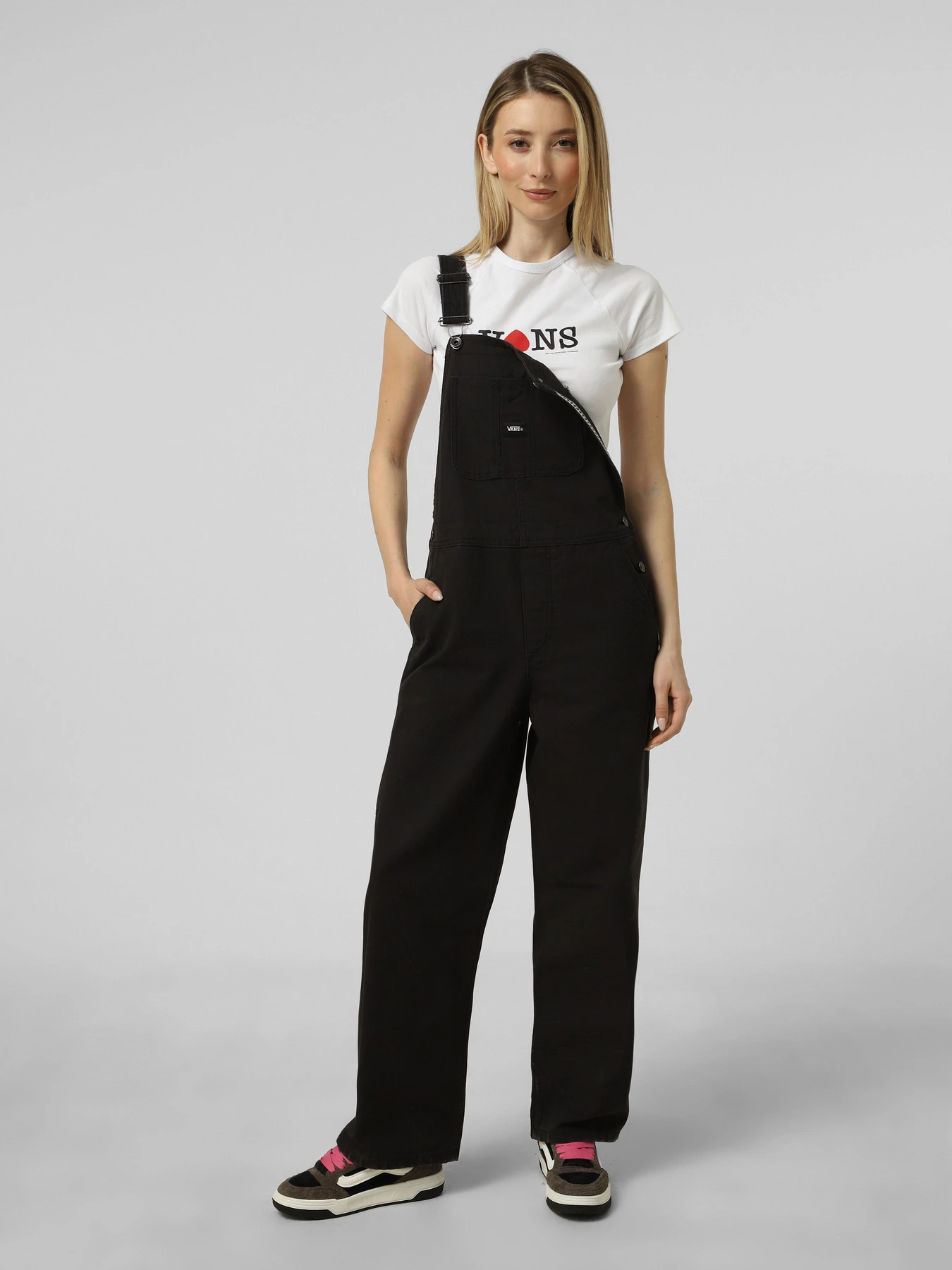 Комбінезони Vans CHORE OVERALL модель VN000VF5BLK1 Комбінезони Vans CHORE OVERALL модель VN000VF5BLK1 Фото