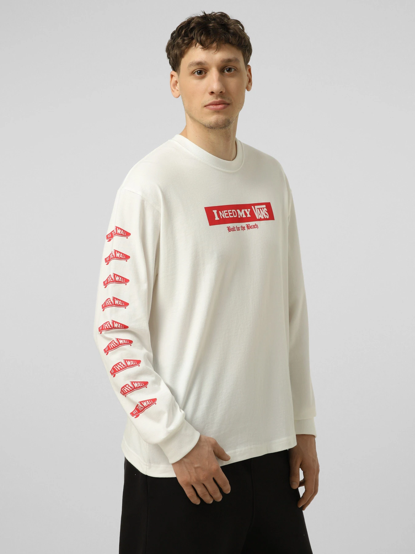 Худі та світшоти Vans I NEED MY LS TEE модель VN000SRDWHT1 Фото