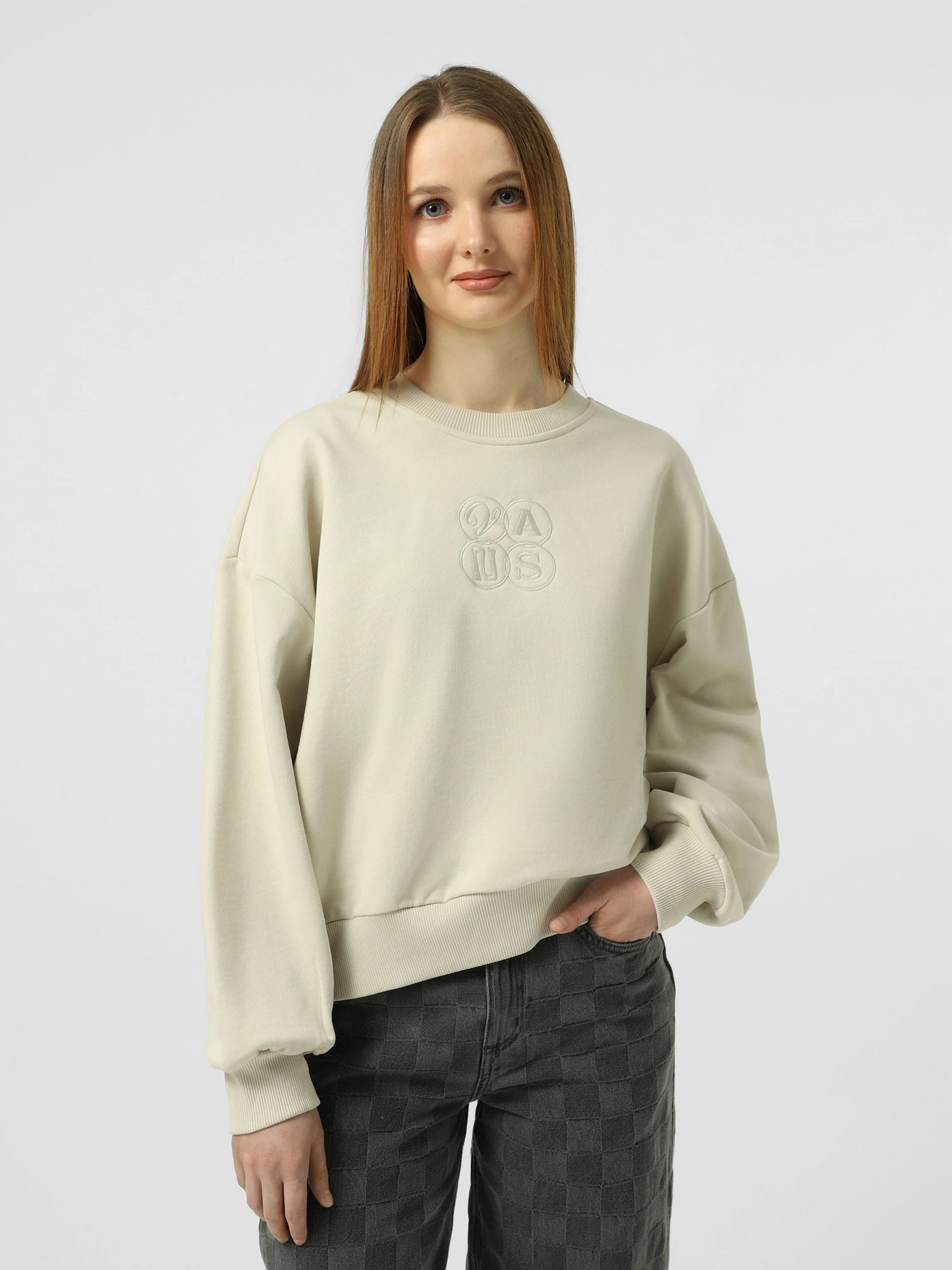 Худі та світшоти Vans ELLIPSE RETRO CREW модель VN000XDH2N11 Худі та світшоти Vans ELLIPSE RETRO CREW модель VN000XDH2N11 Фото