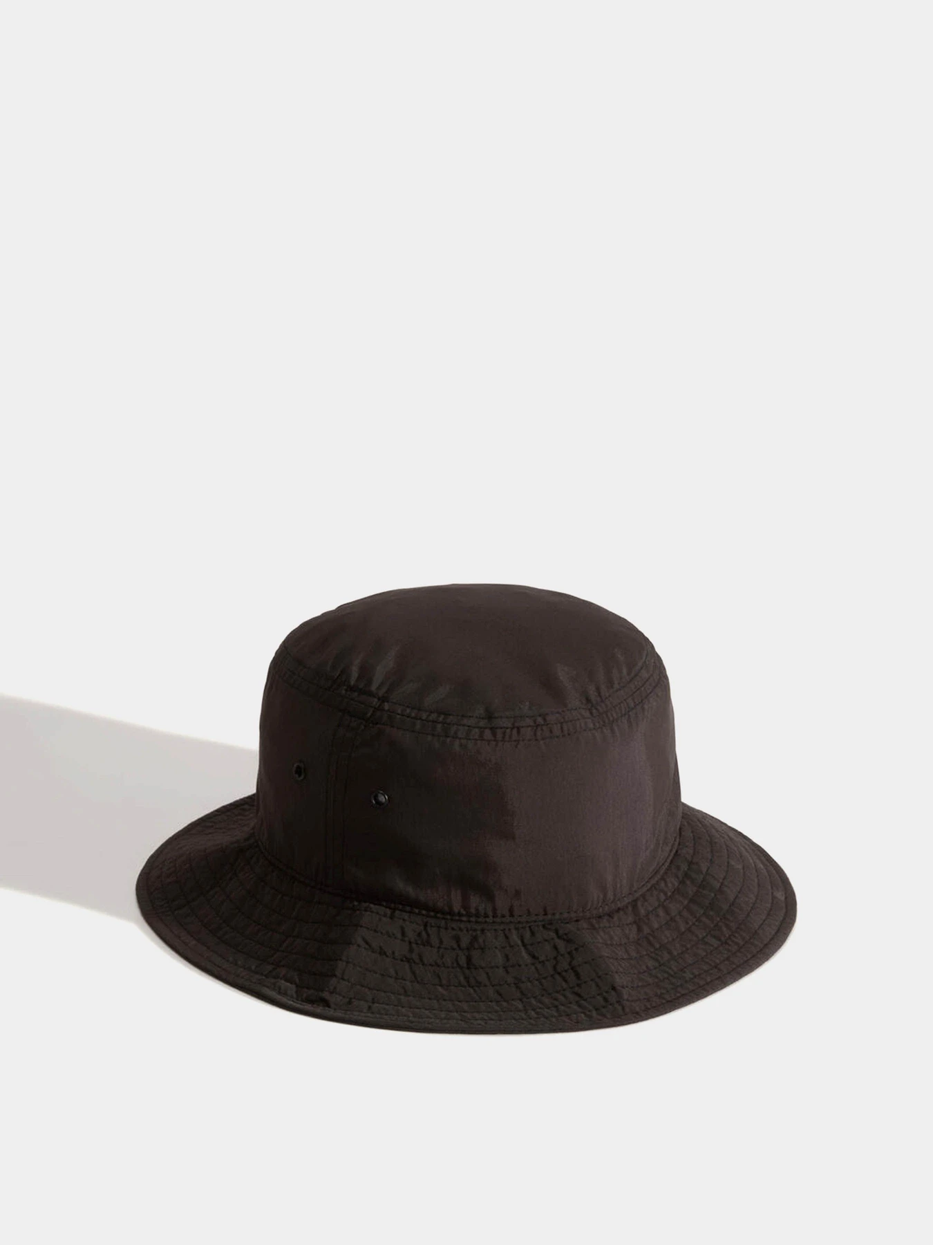 Шапки та кепки Vans DROPPED V BUCKET модель VN000T32EMV1 Шапки та кепки Vans DROPPED V BUCKET модель VN000T32EMV1 Фото