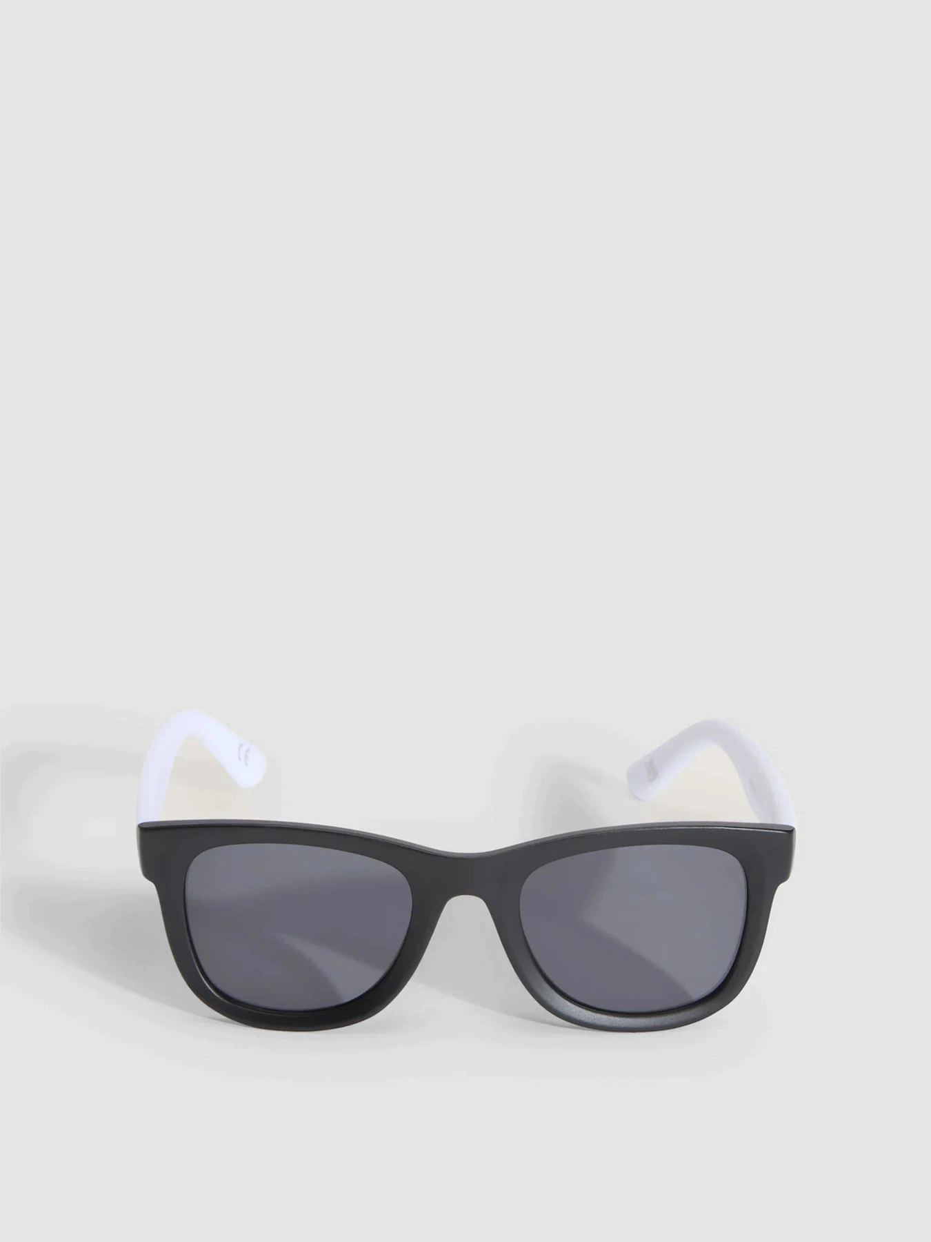 Окуляри Vans SPICOLI SUNGLASSES модель VN000T0EY281 Окуляри Vans SPICOLI SUNGLASSES модель VN000T0EY281 Фото