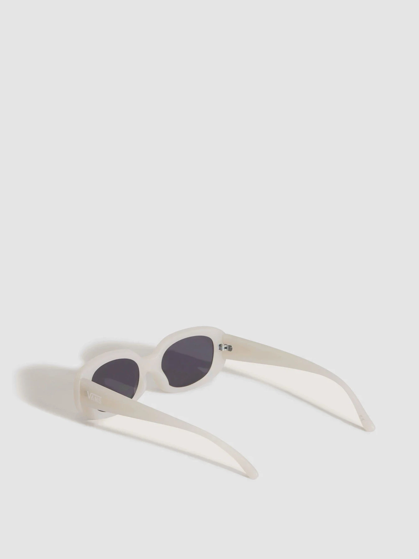 Очки Vans WHEELING SUNGLASSES модель VN000T0DDJR1 Очки Vans WHEELING SUNGLASSES модель VN000T0DDJR1 Фото