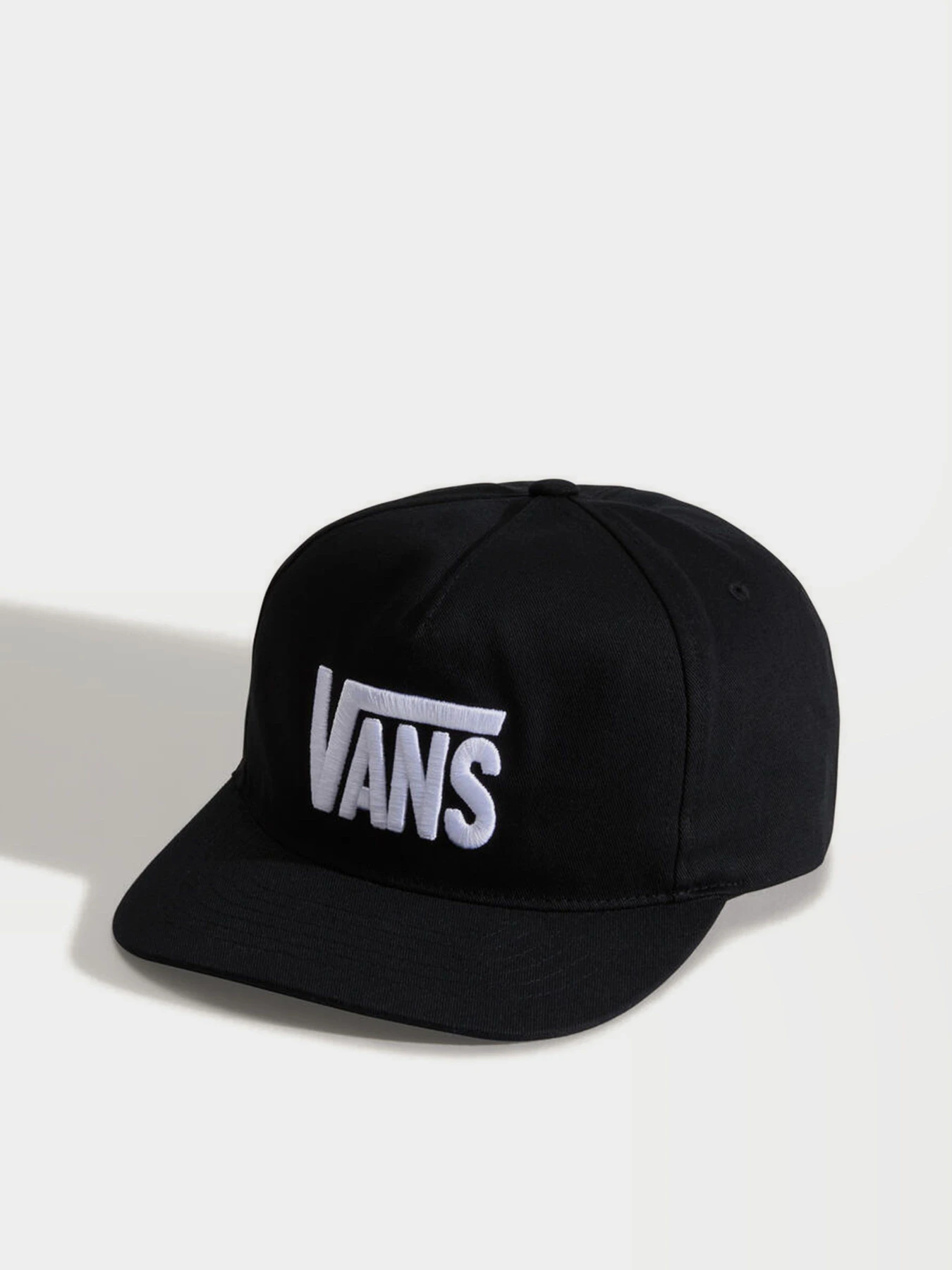 Шапки та кепки Vans STRETCH LOGO SNAPBACK модель VN000W12BLK1 Шапки та кепки Vans STRETCH LOGO SNAPBACK модель VN000W12BLK1 Фото