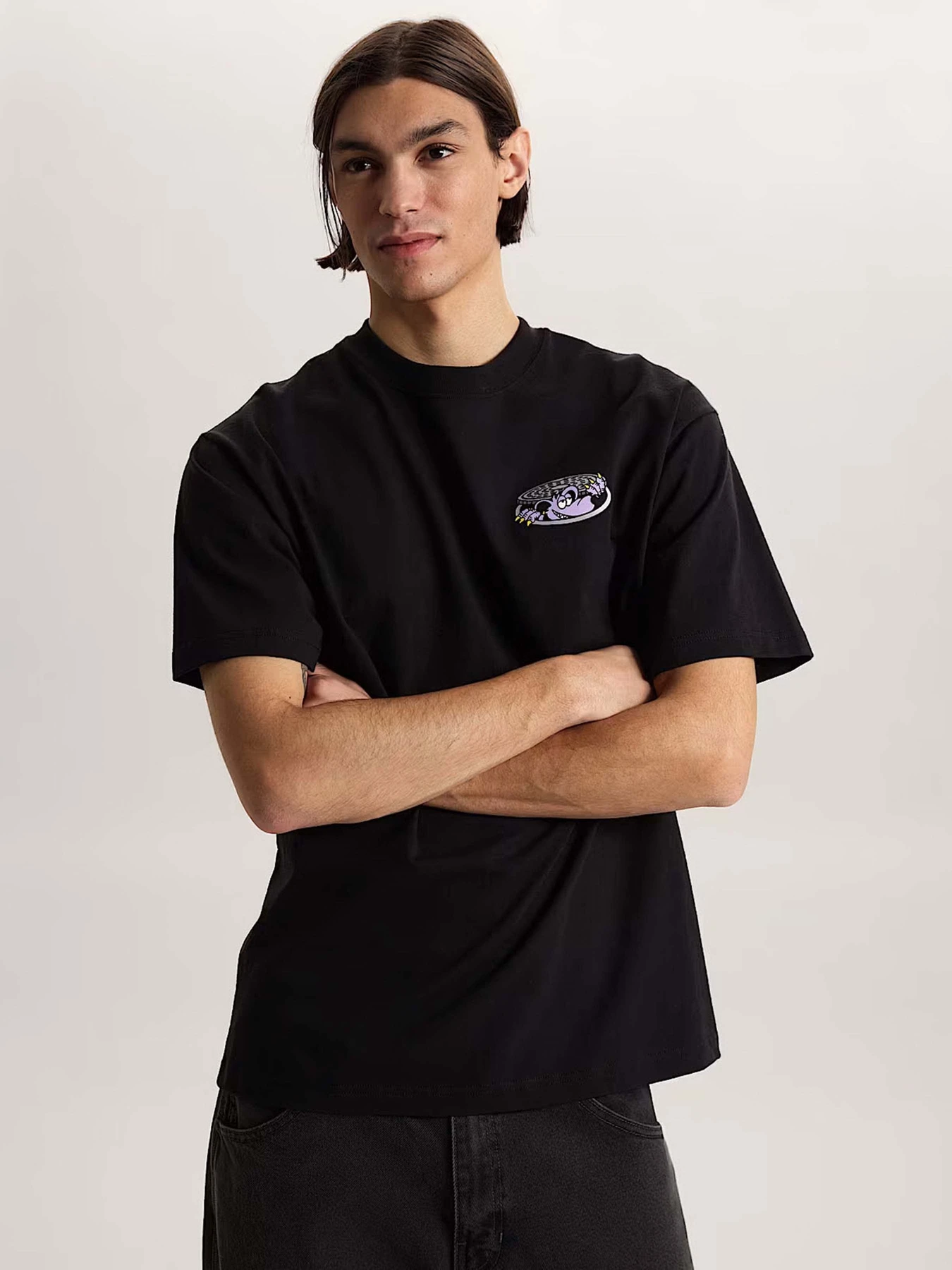 Футболки и поло Vans DOWNSIDE SS TEE модель VN000SXSBLK1 Футболки и поло Vans DOWNSIDE SS TEE модель VN000SXSBLK1 Фото