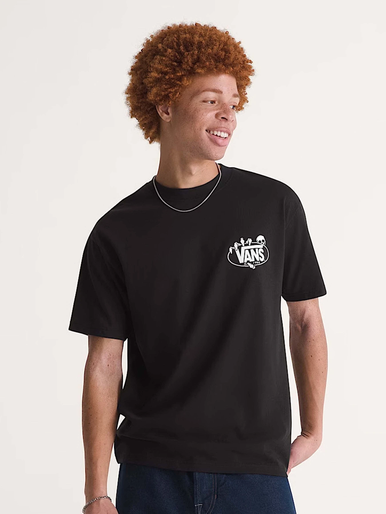Футболки і поло Vans SHOW OFF SS TEE модель VN000SWTBLK1 Фото