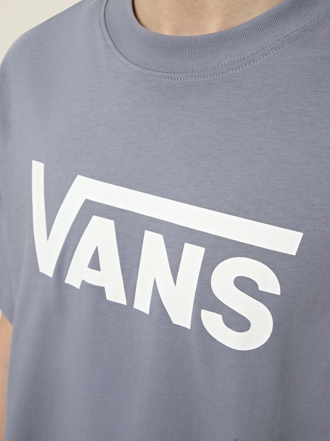 Футболки і поло Vans VANS CLASSIC SS TEE модель VN000RA1FOI1 Фото