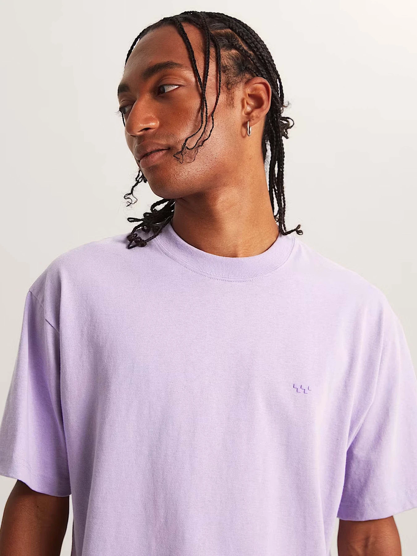 Футболки і поло Vans LX BLURRED FACE SHORT SS TEE модель VN000SMUFSF1 Футболки і поло Vans LX BLURRED FACE SHORT SS TEE модель VN000SMUFSF1 Фото