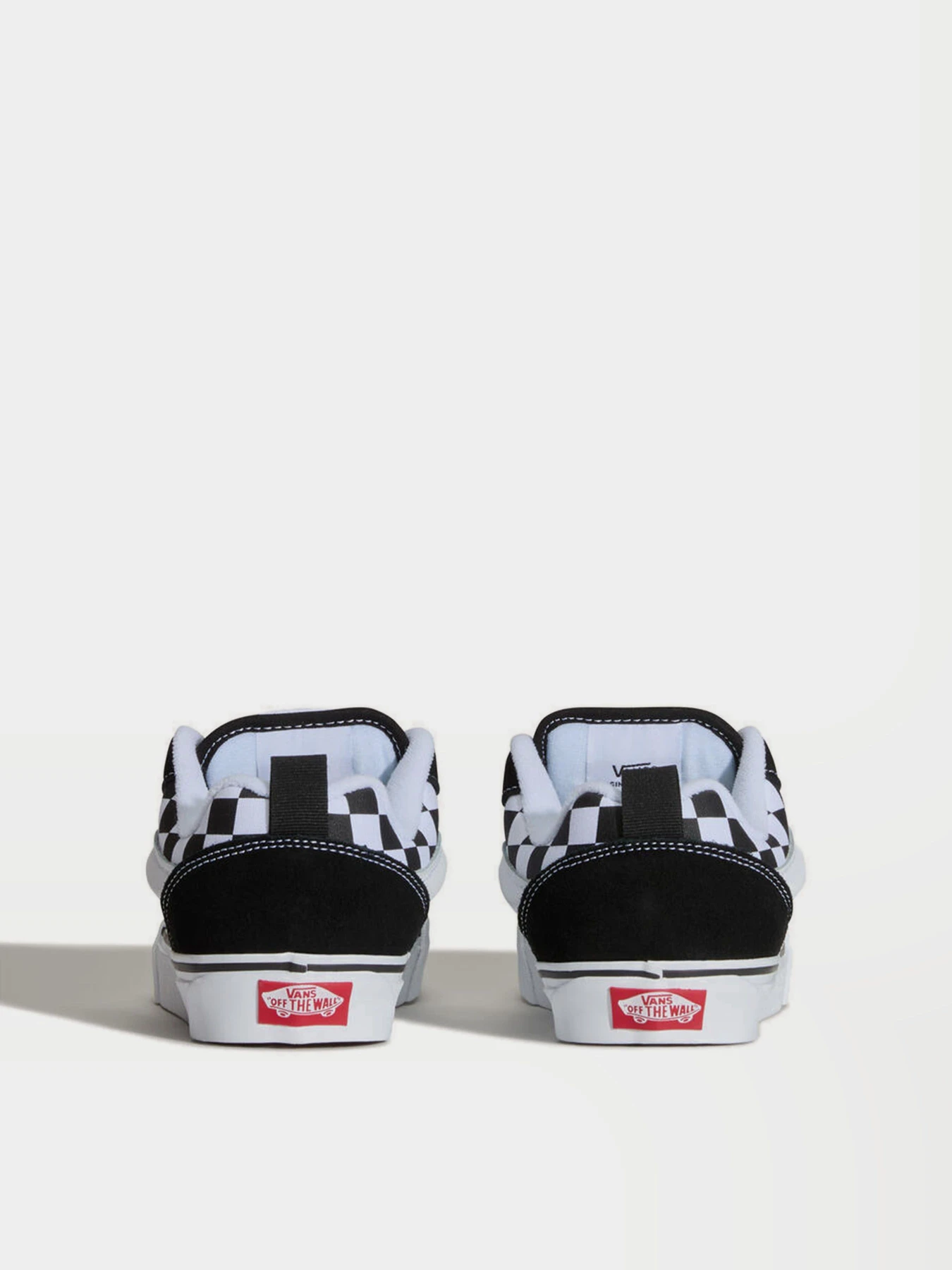 Кеды Vans KNU SKOOL модель VN000D2TBPB1 Кеды Vans KNU SKOOL модель VN000D2TBPB1 Фото
