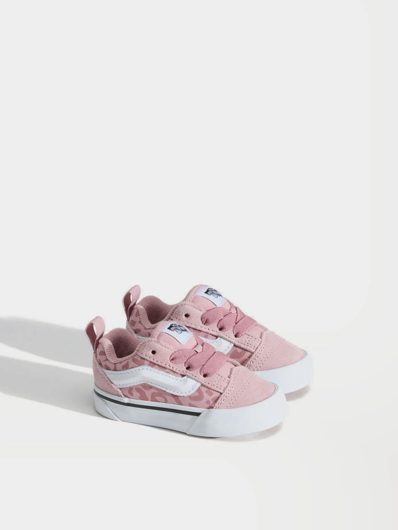 Кеды Vans KNU SKOOL ELASTIC LACE модель VN000D0KFPR1 Кеды Vans KNU SKOOL ELASTIC LACE модель VN000D0KFPR1 Фото