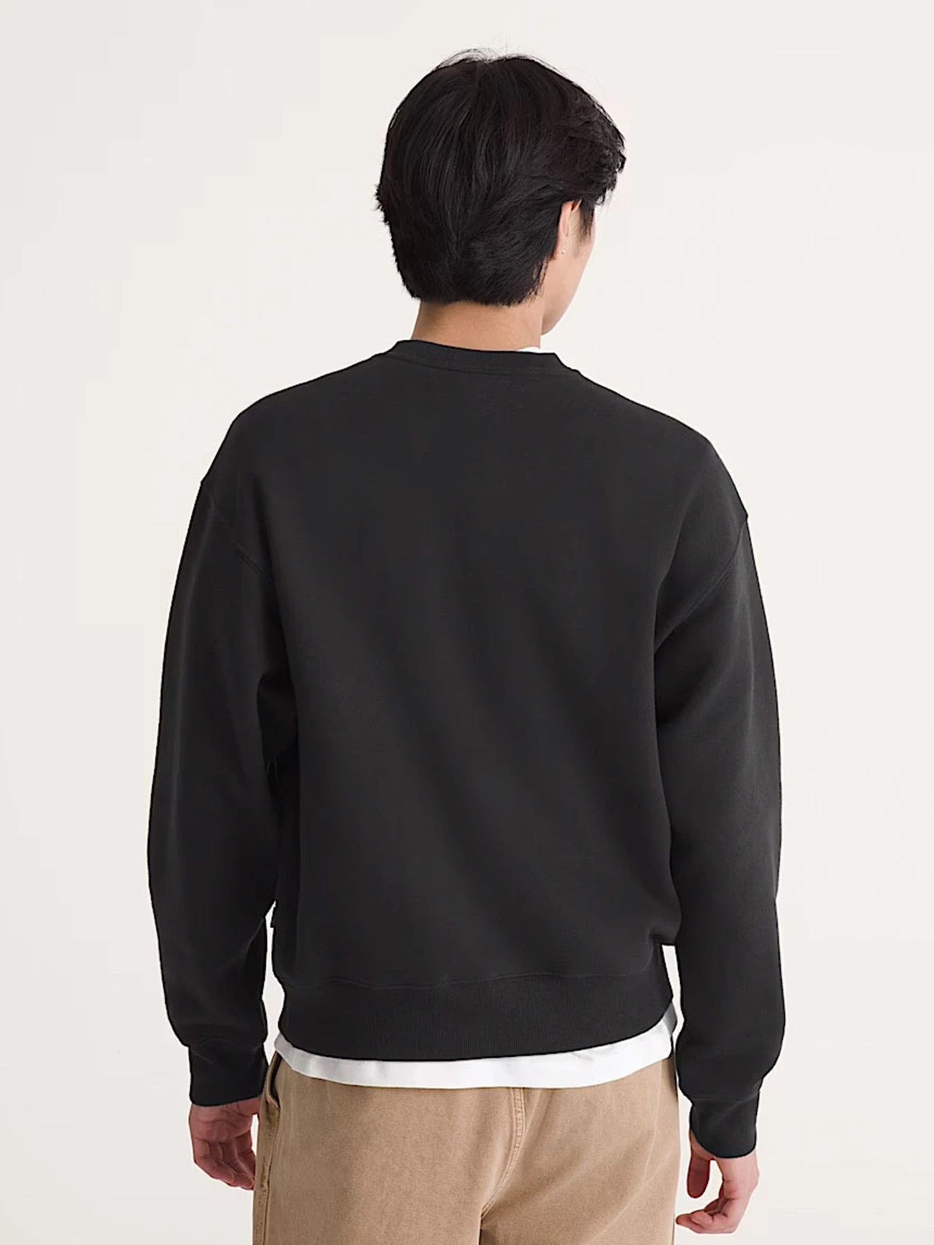 Худі та світшоти Vans KNU PATCH PULLOVER модель VN000WTCBLK1 Худі та світшоти Vans KNU PATCH PULLOVER модель VN000WTCBLK1 Фото