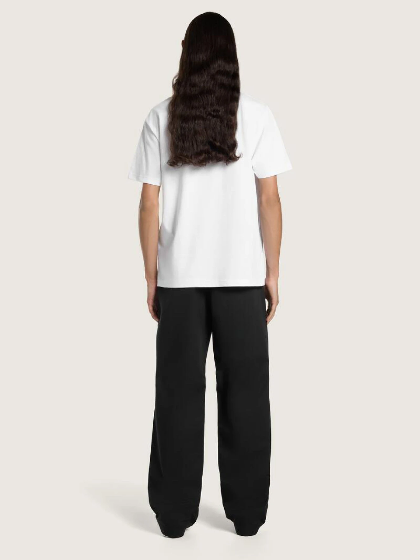 Брюки Vans AUTHENTIC CHINO STRAIGHT PANT модель VN000TCXBLK1 Брюки Vans AUTHENTIC CHINO STRAIGHT PANT модель VN000TCXBLK1 Фото