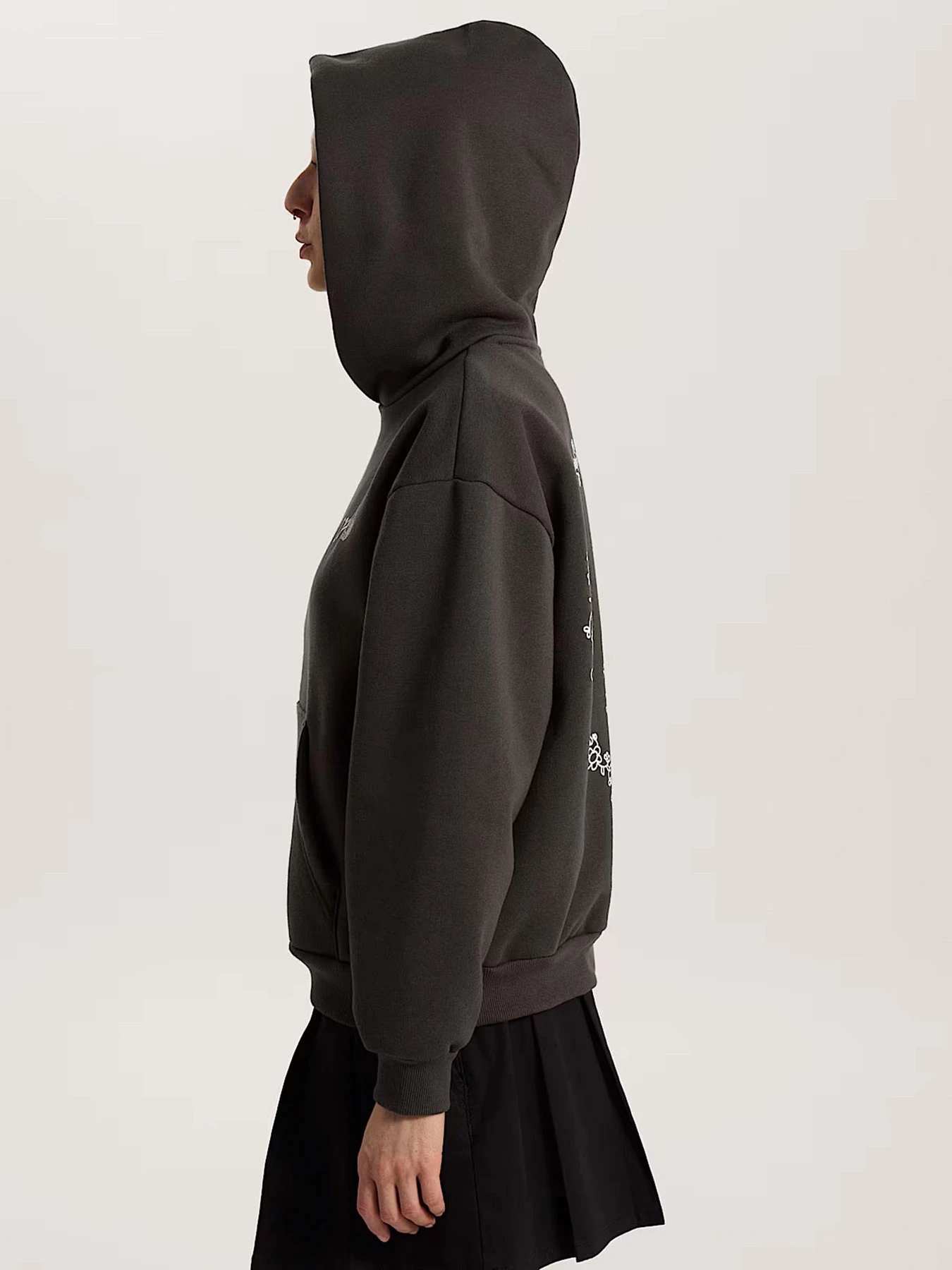 Худи и свитшоты Vans DREAMS SPILL PULLOVER модель VN0010DYEMV1 Худи и свитшоты Vans DREAMS SPILL PULLOVER модель VN0010DYEMV1 Фото
