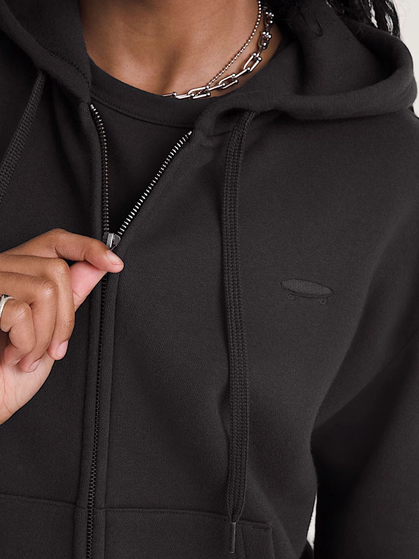 Худи и свитшоты Vans SALTON FULL ZIP модель VN000W1BBLK1 Фото